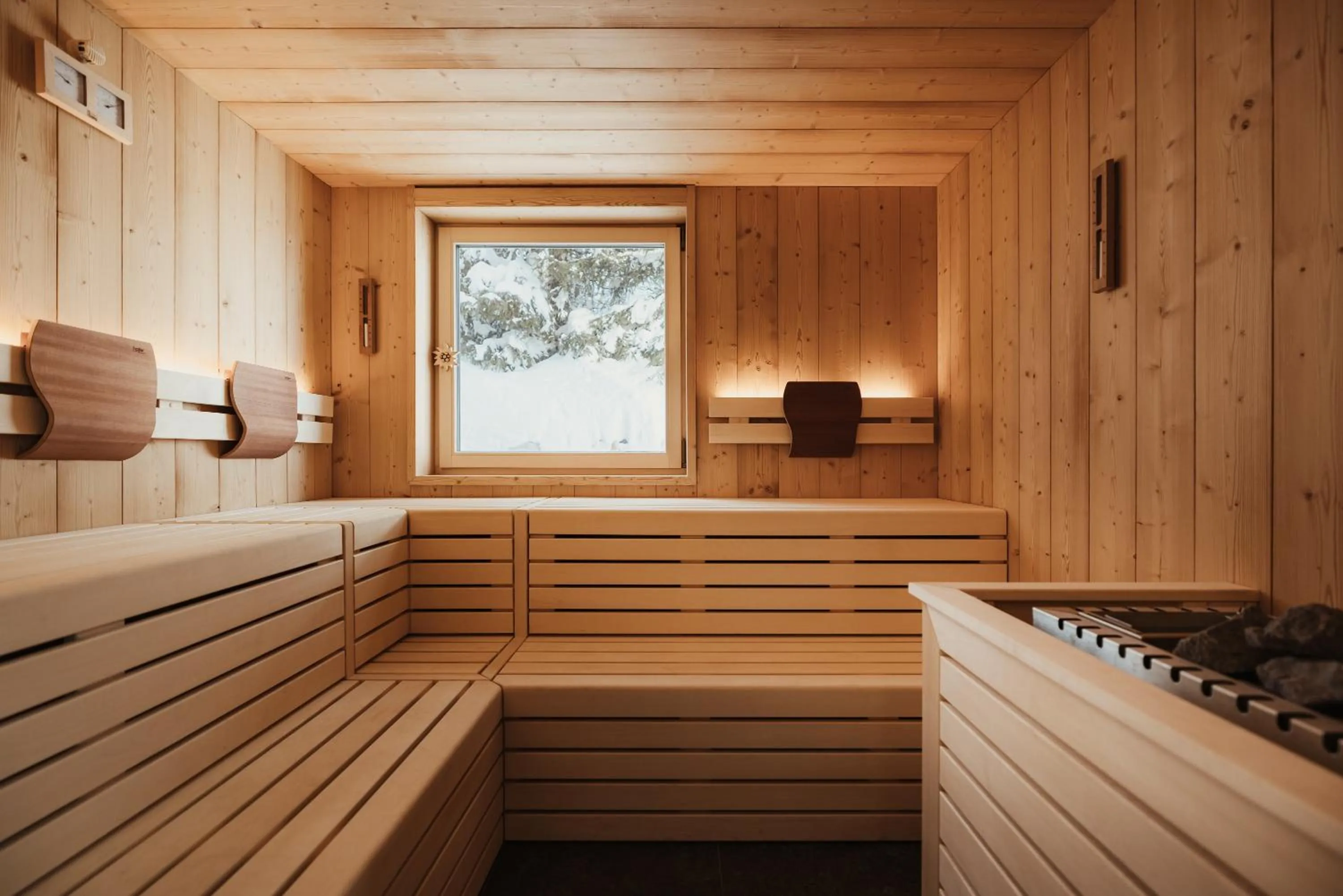 Sauna in Hotel Monte Cherz