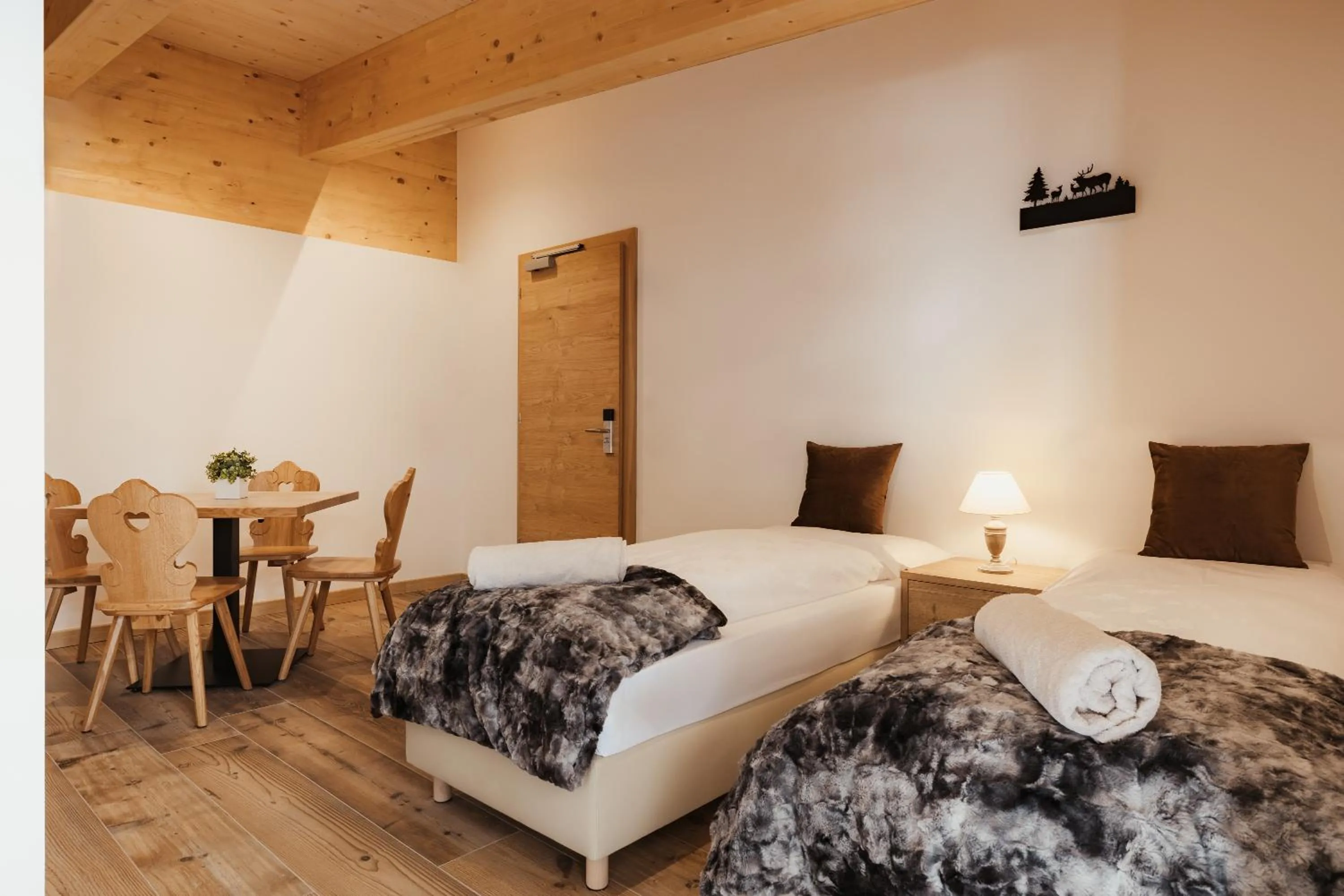 Bedroom, Bed in Hotel Monte Cherz
