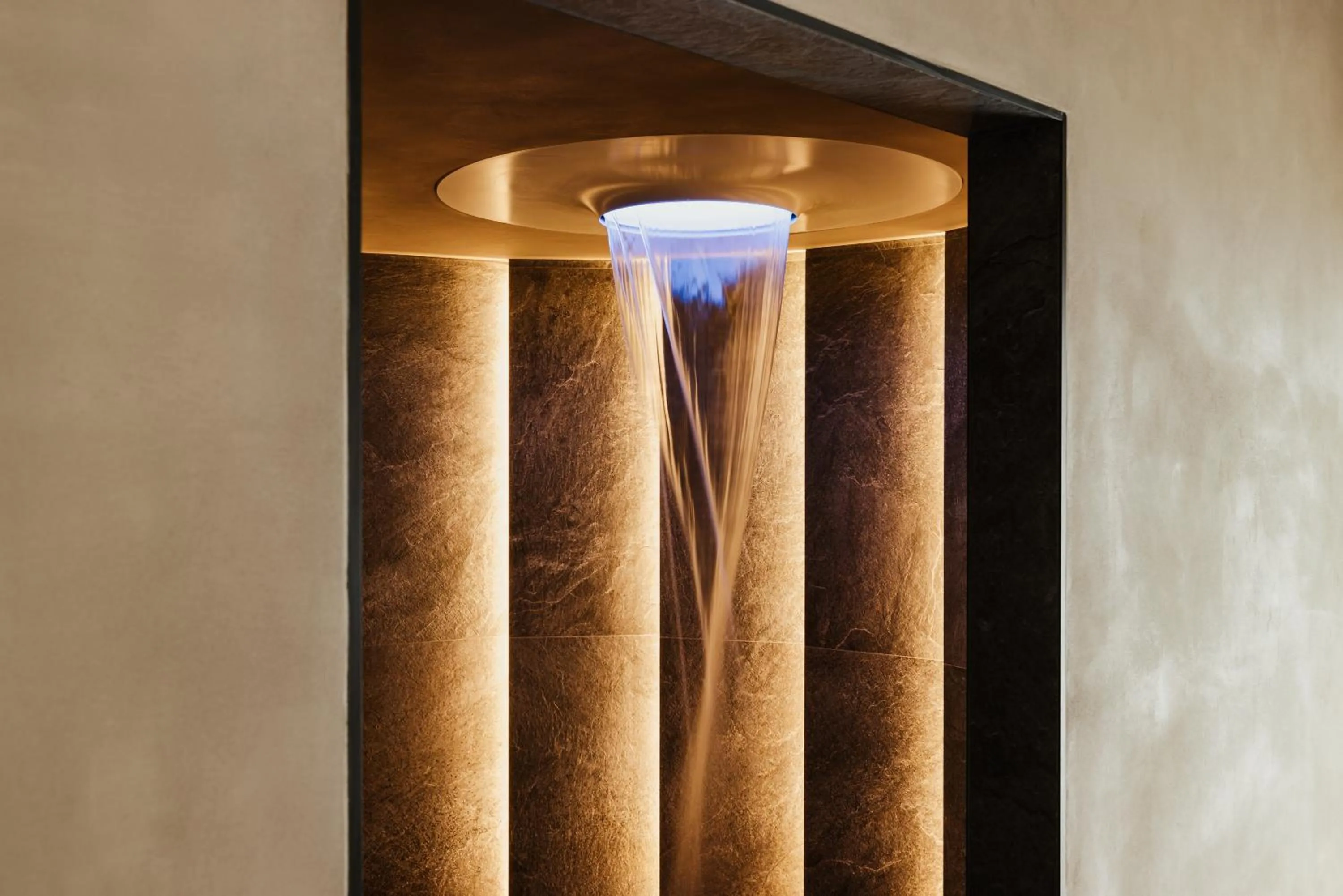 Shower in Hotel Monte Cherz