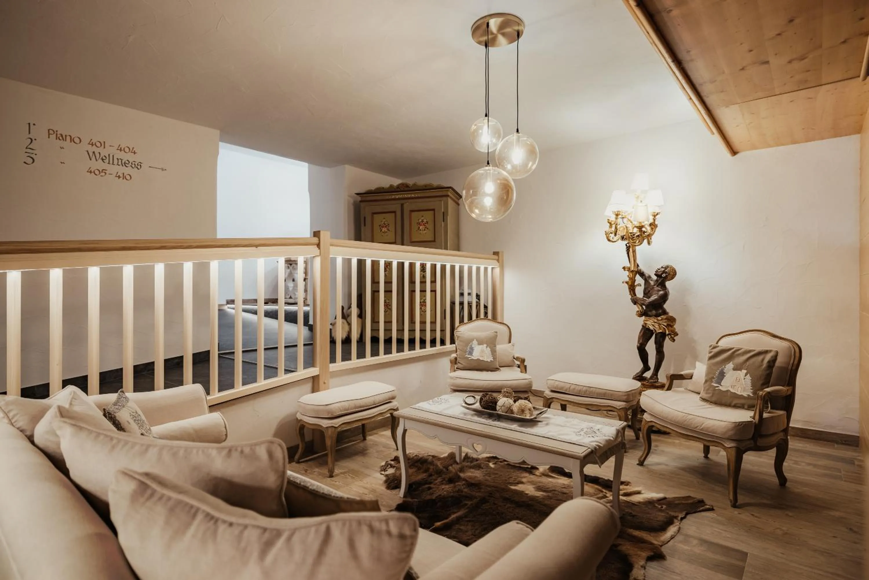 Seating area in Hotel Monte Cherz