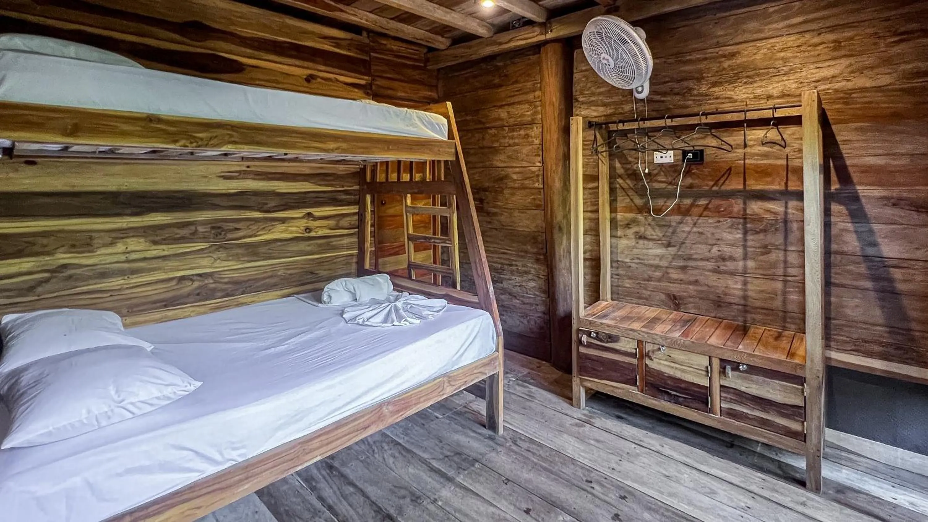 Bed in Hostal MOCAMBO BEACH