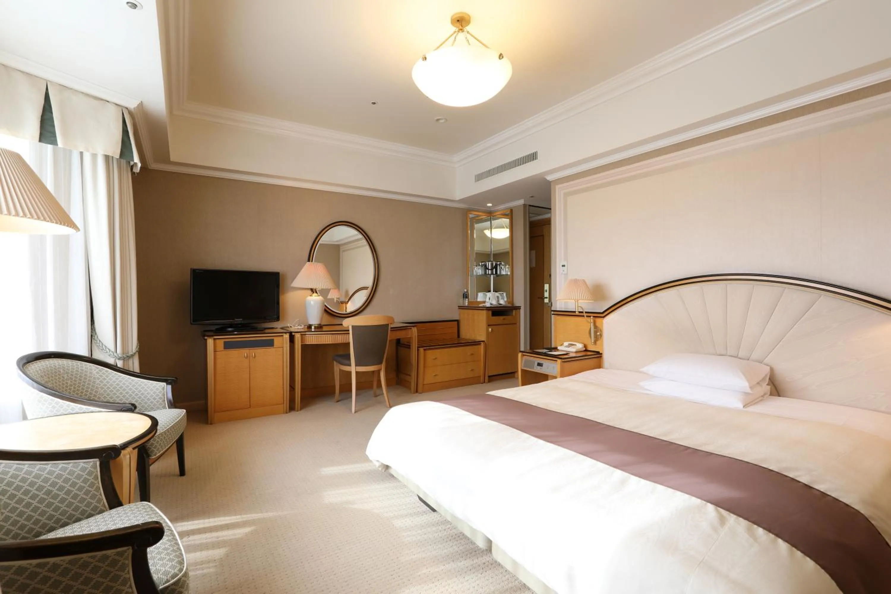 Photo of the whole room, Bed in Imabari Kokusai Hotel