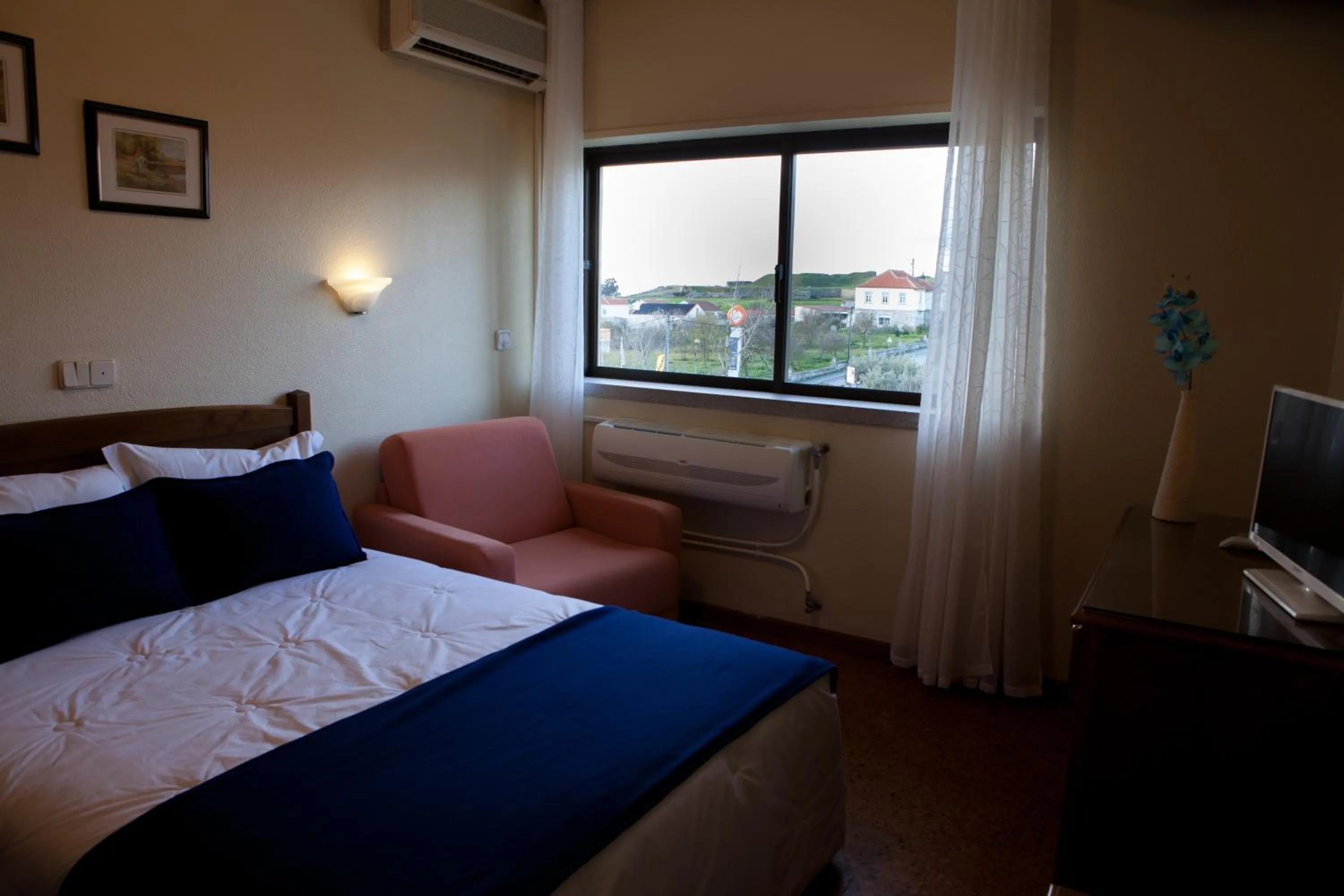 Standard Twin Room in A Muralha