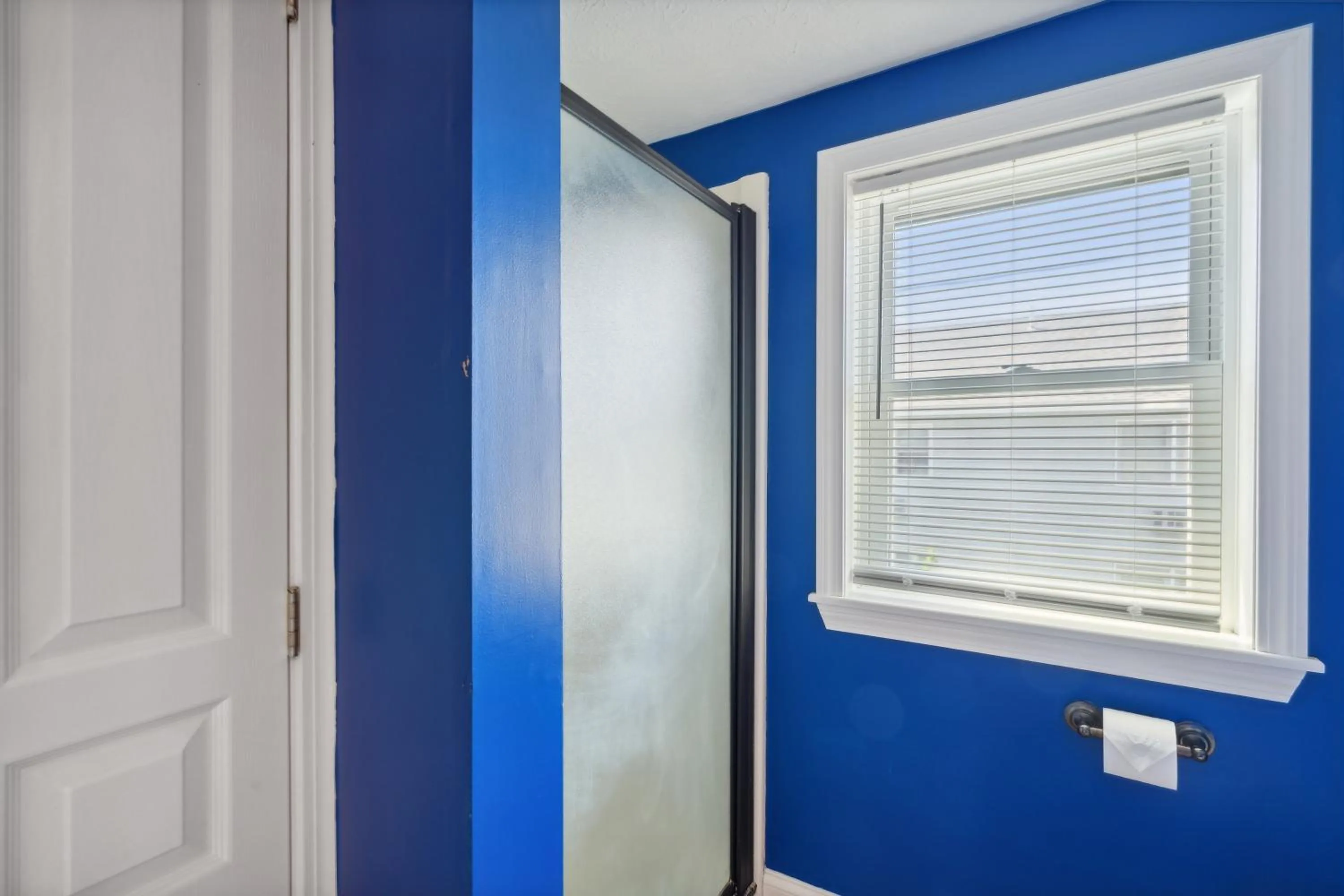 Shower in Stage Run by the Sea