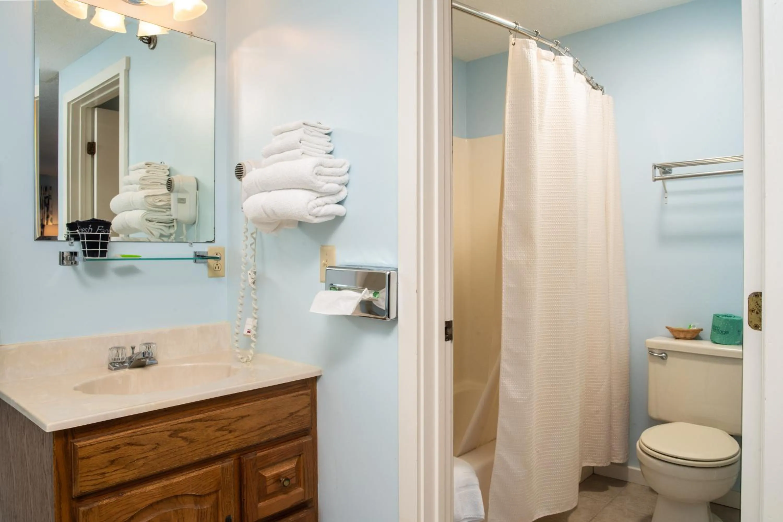 Shower in Stage Run by the Sea