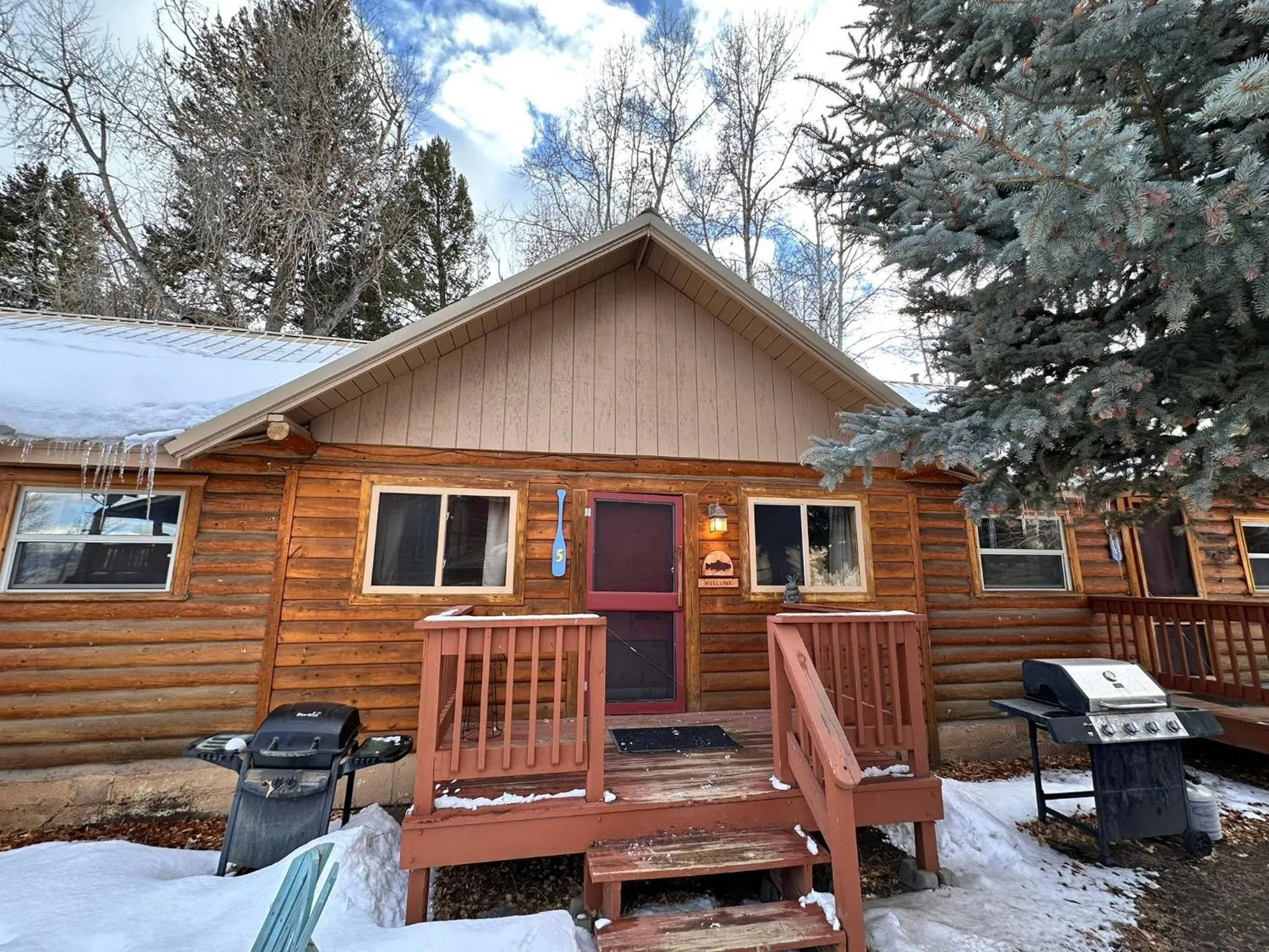 Ute Bluff Lodge, Cabins and RV park