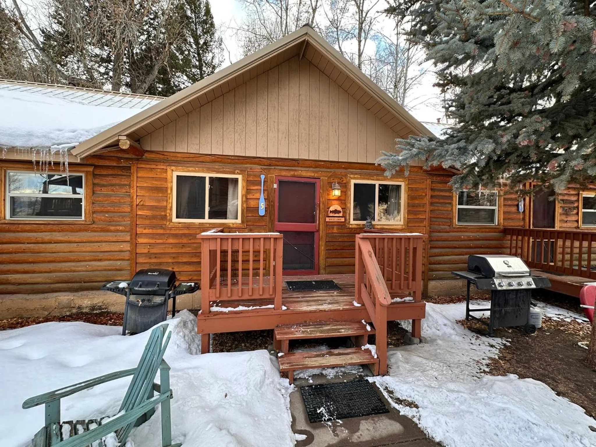 Ute Bluff Lodge, Cabins and RV park