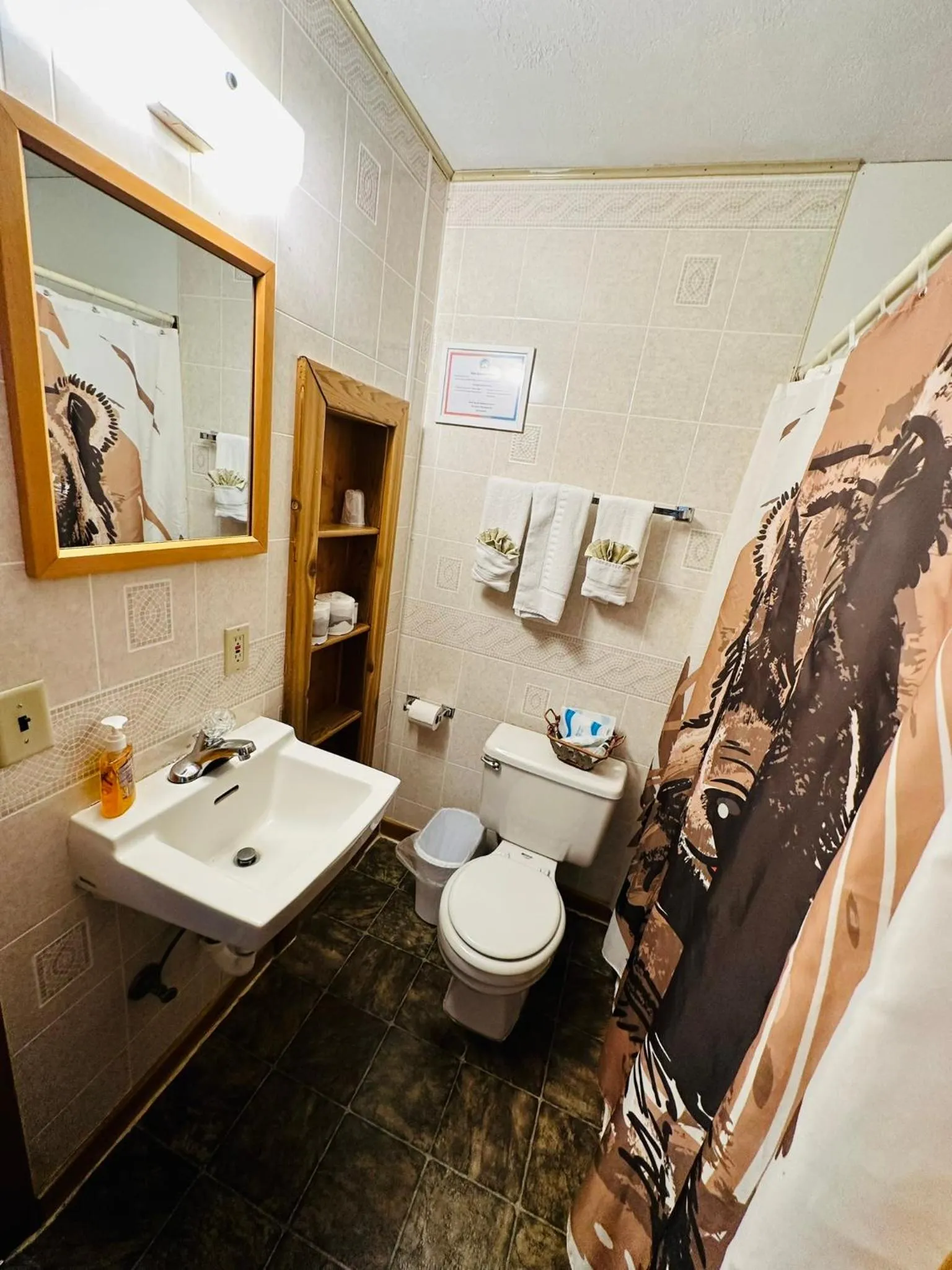 Ute Bluff Lodge, Cabins and RV park