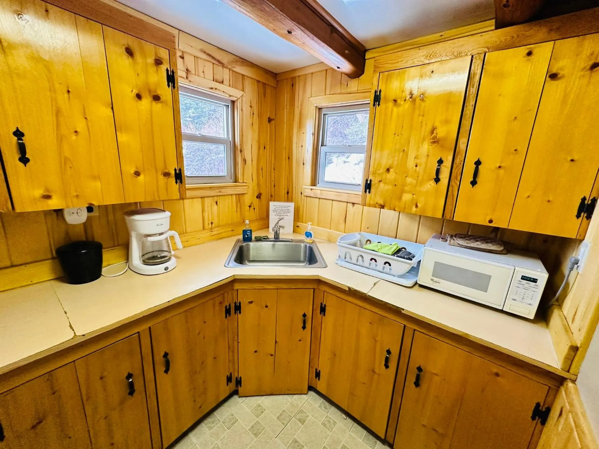 Ute Bluff Lodge, Cabins and RV park