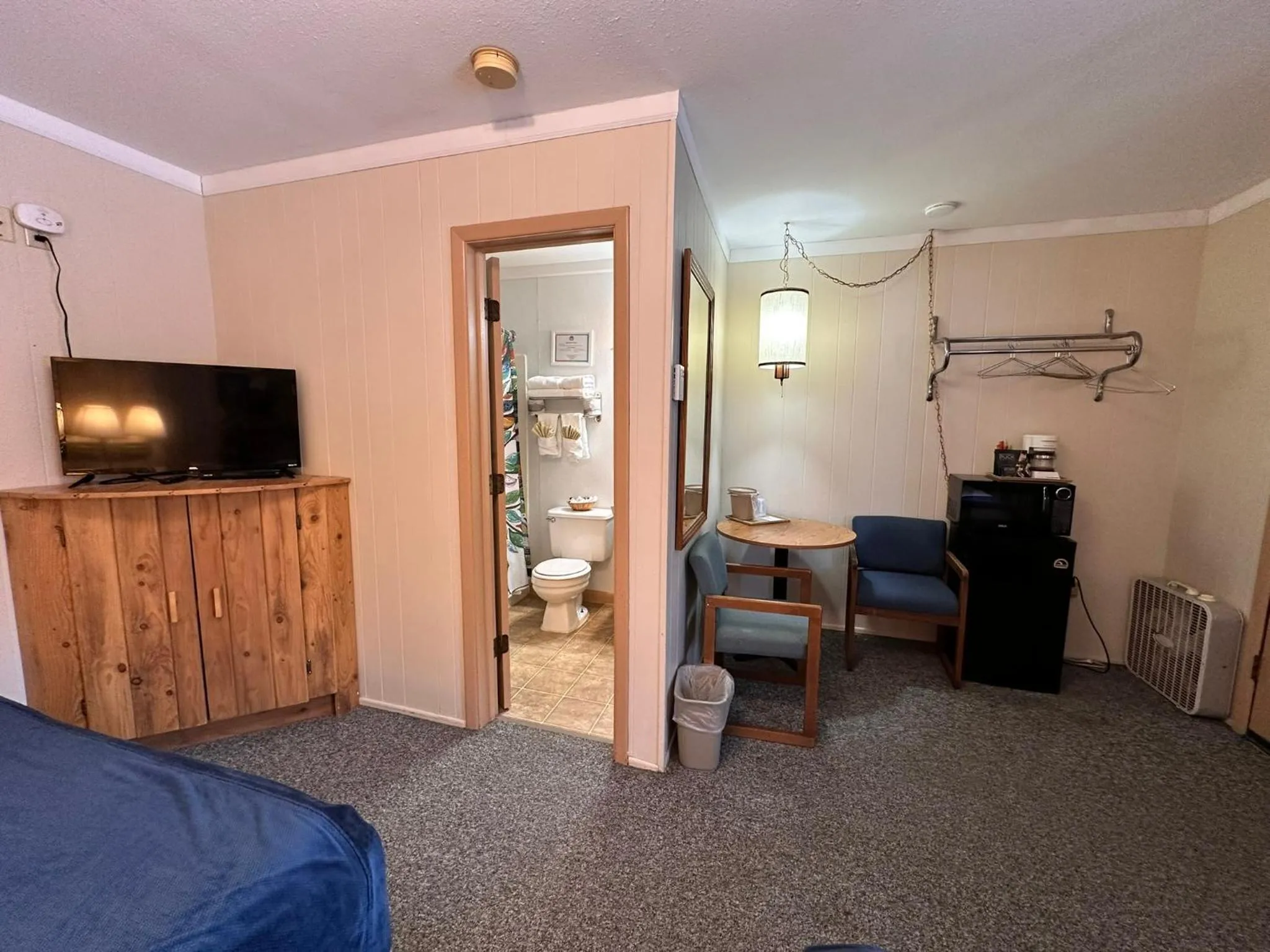 Ute Bluff Lodge, Cabins and RV park