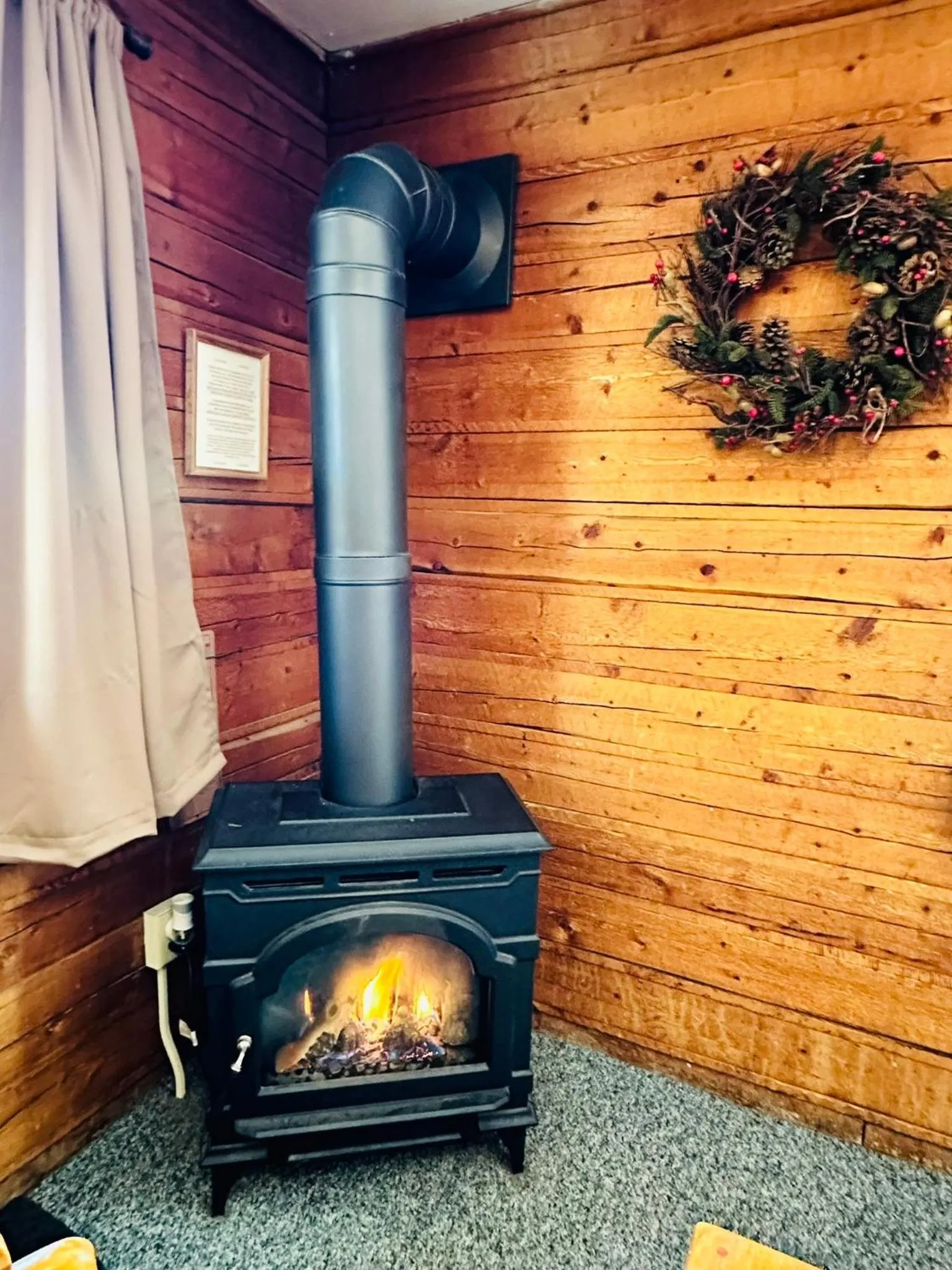 Ute Bluff Lodge, Cabins and RV park