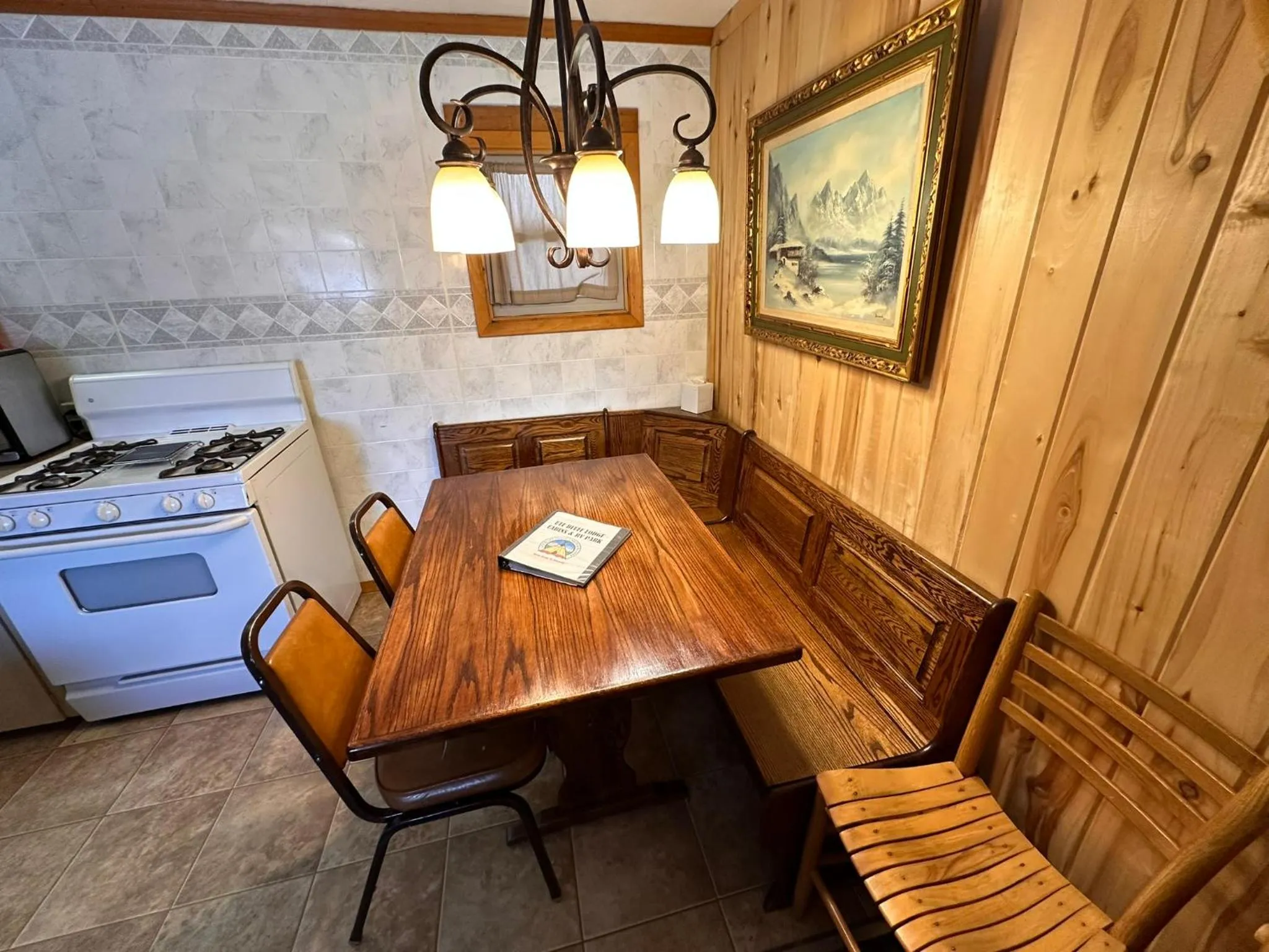 Ute Bluff Lodge, Cabins and RV park