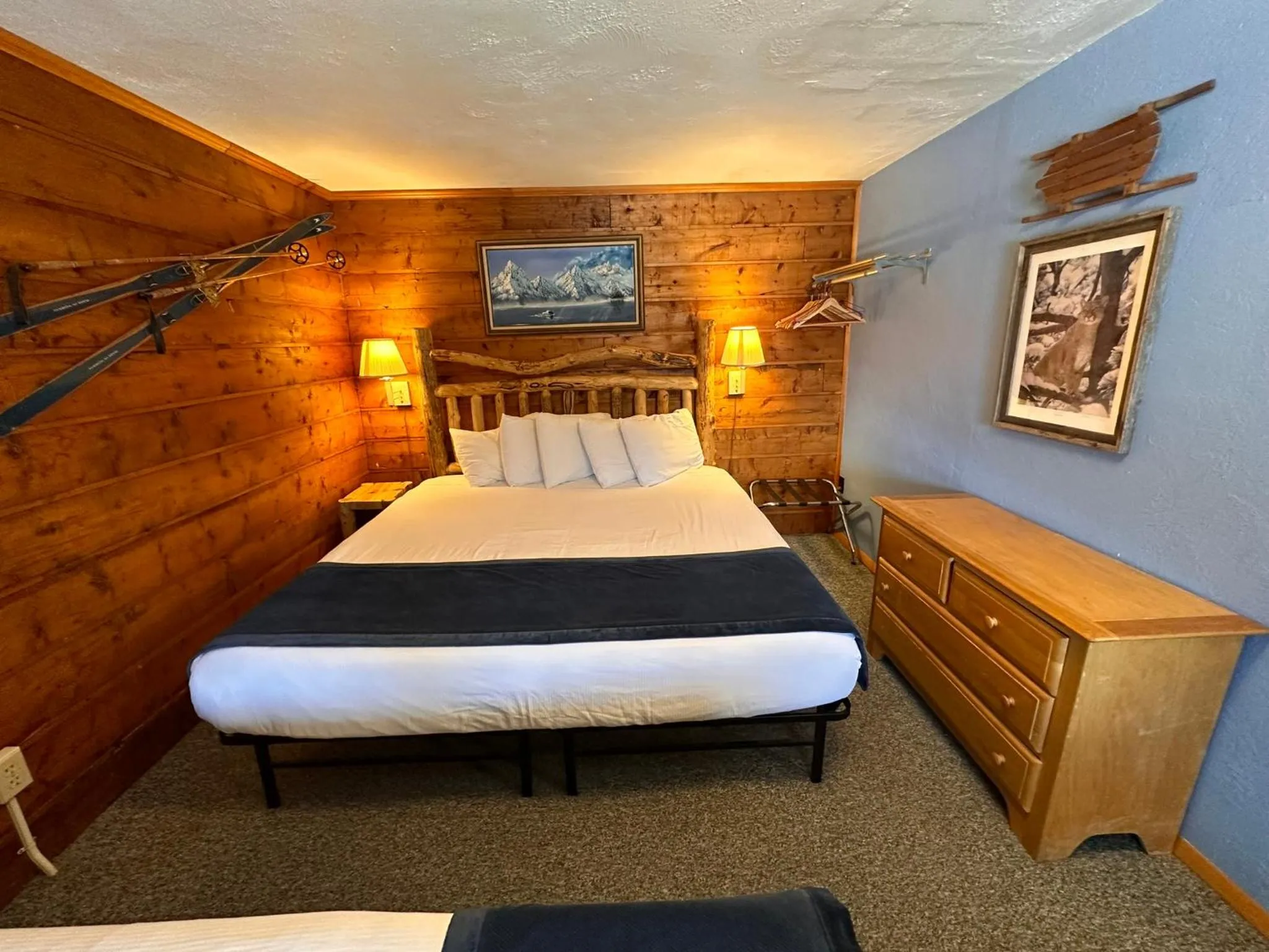 Ute Bluff Lodge, Cabins and RV park