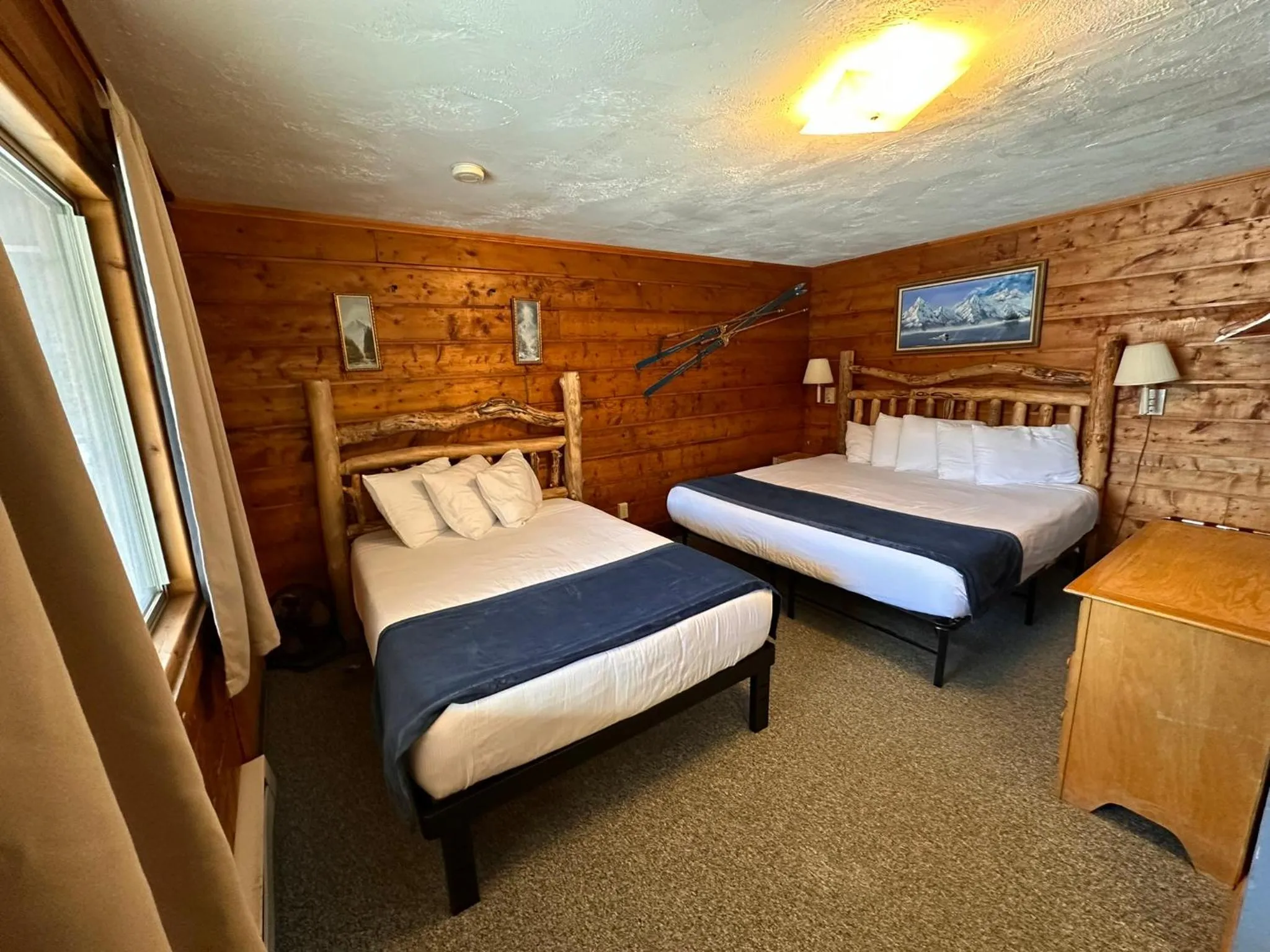 Ute Bluff Lodge, Cabins and RV park