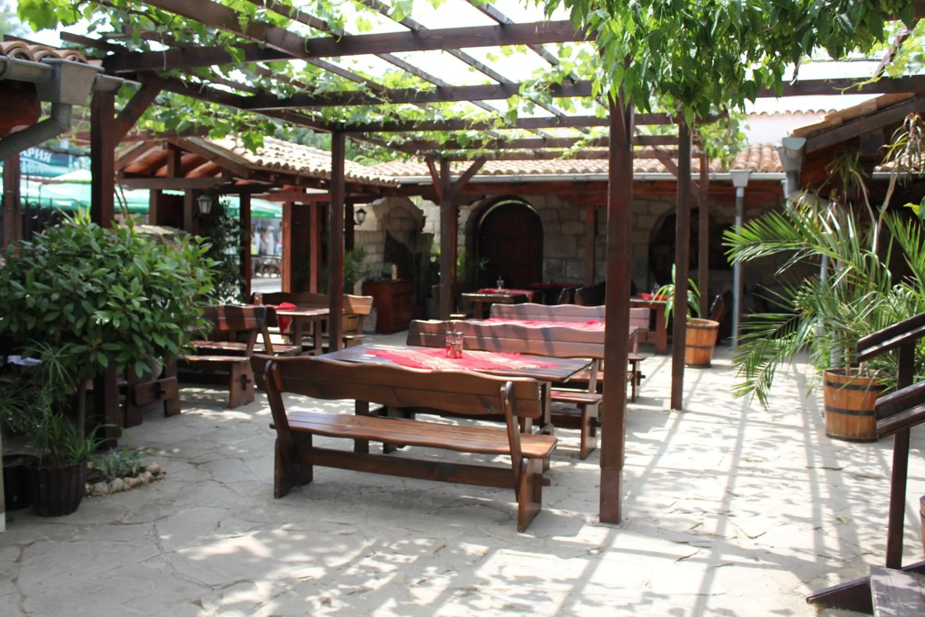 Restaurant/places to eat in Complex Dobrudja