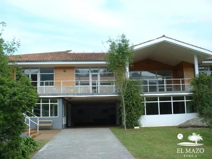 Facade/entrance in Albergue Finca El Mazo