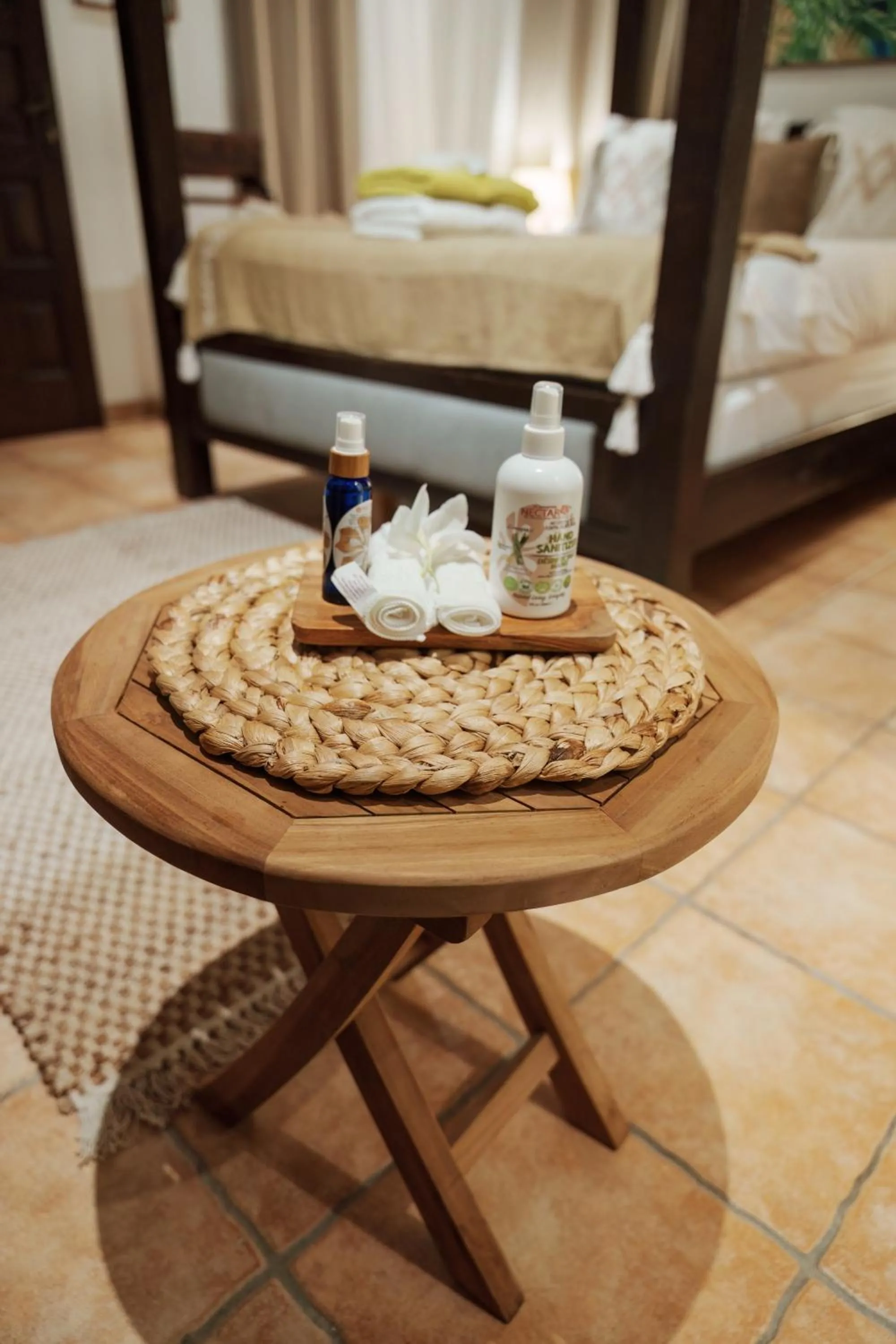 Decorative detail, Bed in Villa Kapresse du 978 - Guest house