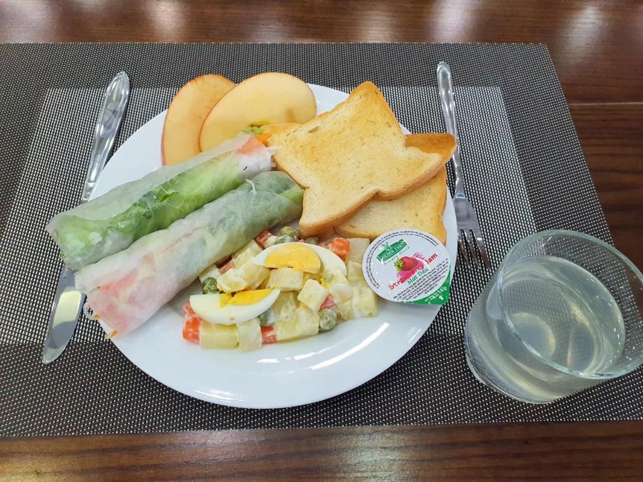 Breakfast in Lang Chai Hotel Cat Ba