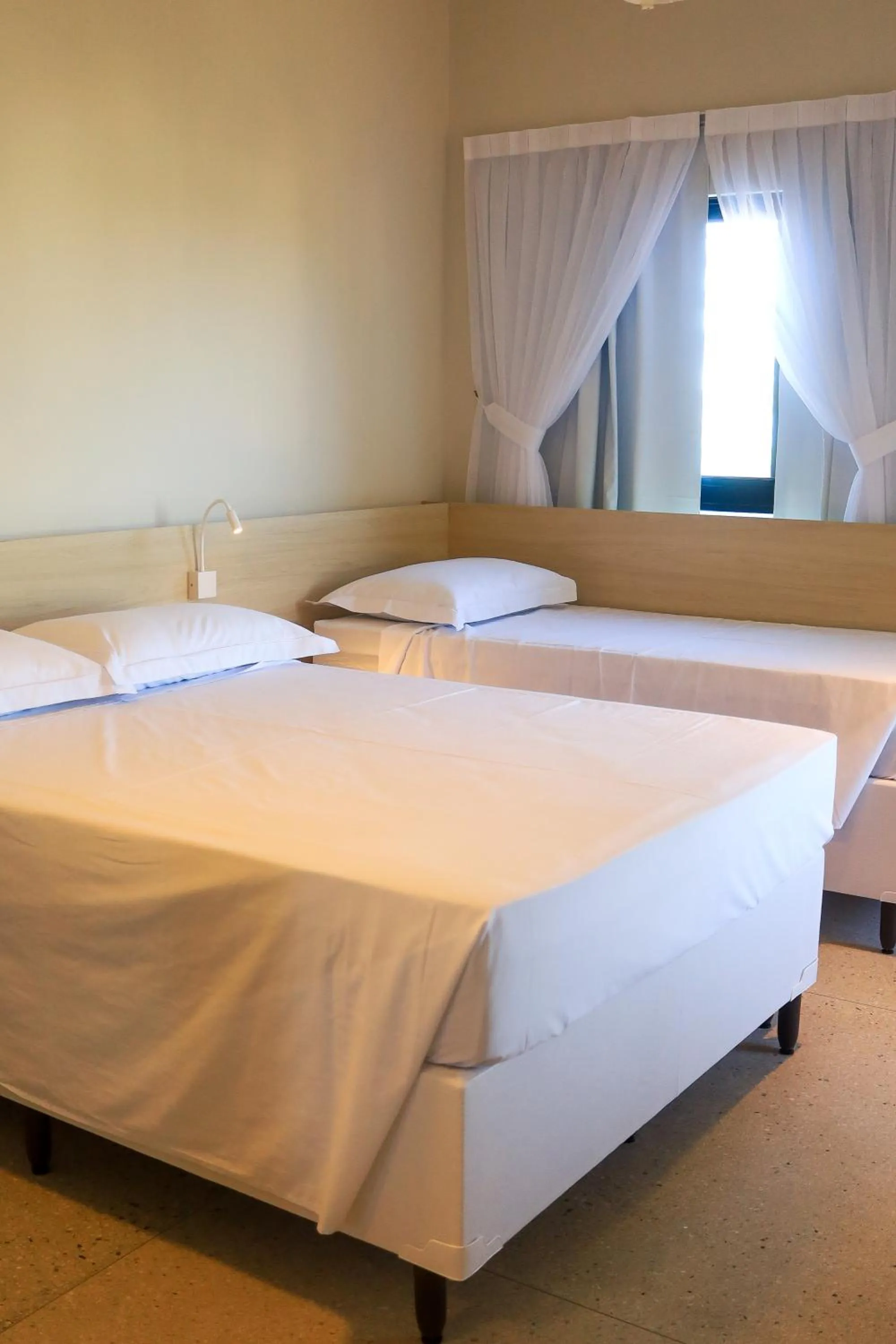 Photo of the whole room, Bed in Liiv Hub - Natal PontaNegra