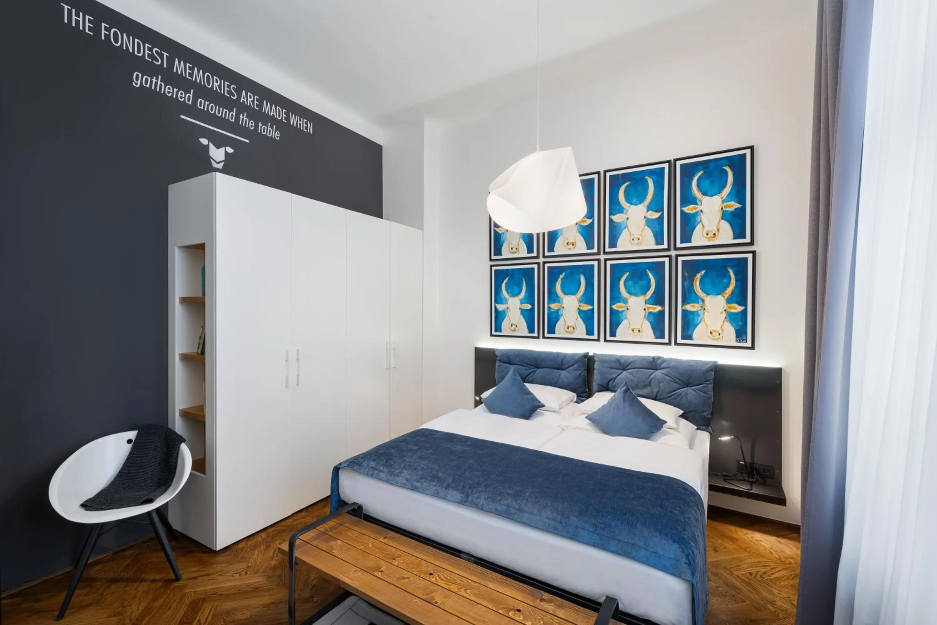 Bed in MOOo Downtown