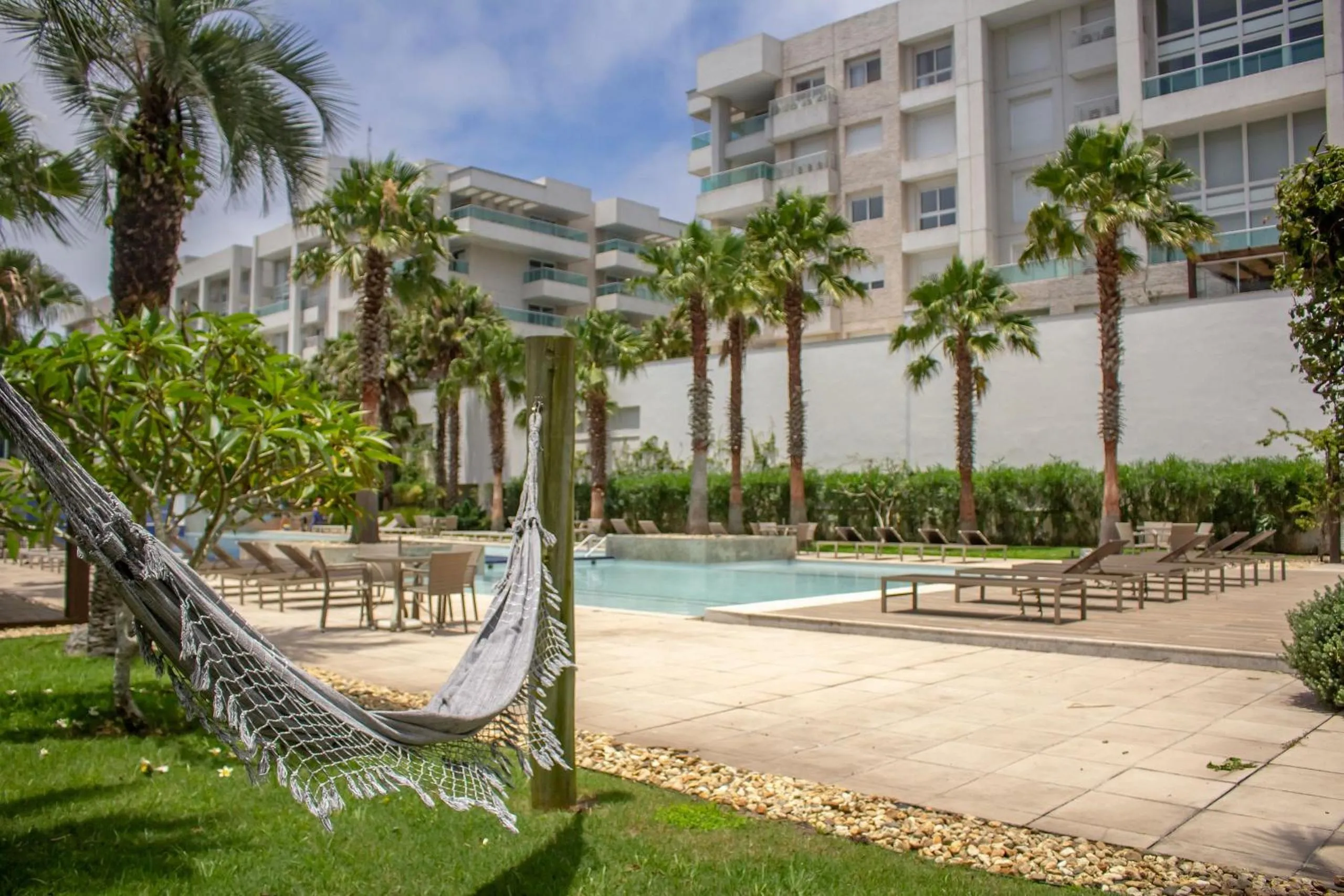 Pool view in Atlântida Green Square - 408B
