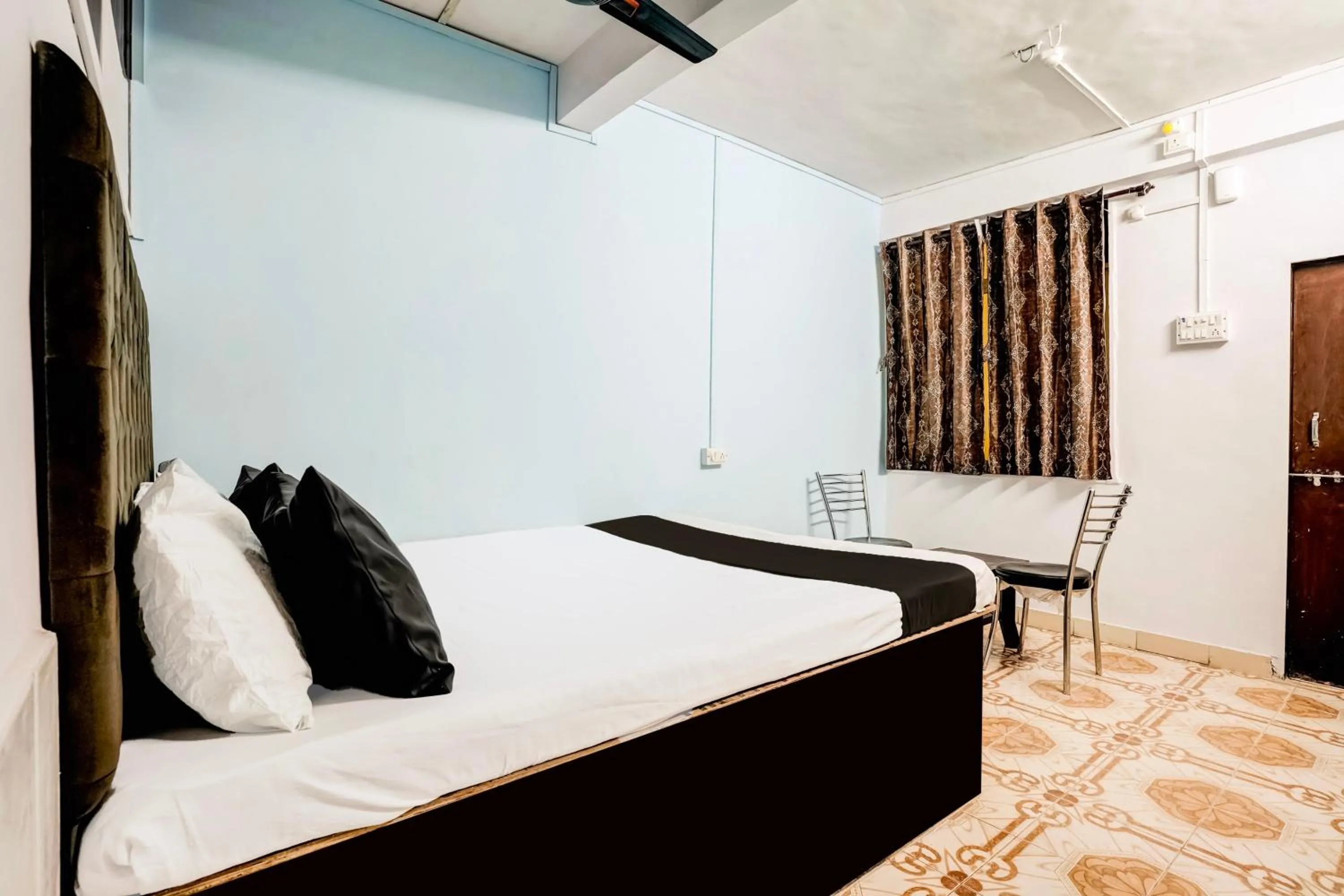 Bedroom in Hotel O Vira Palace