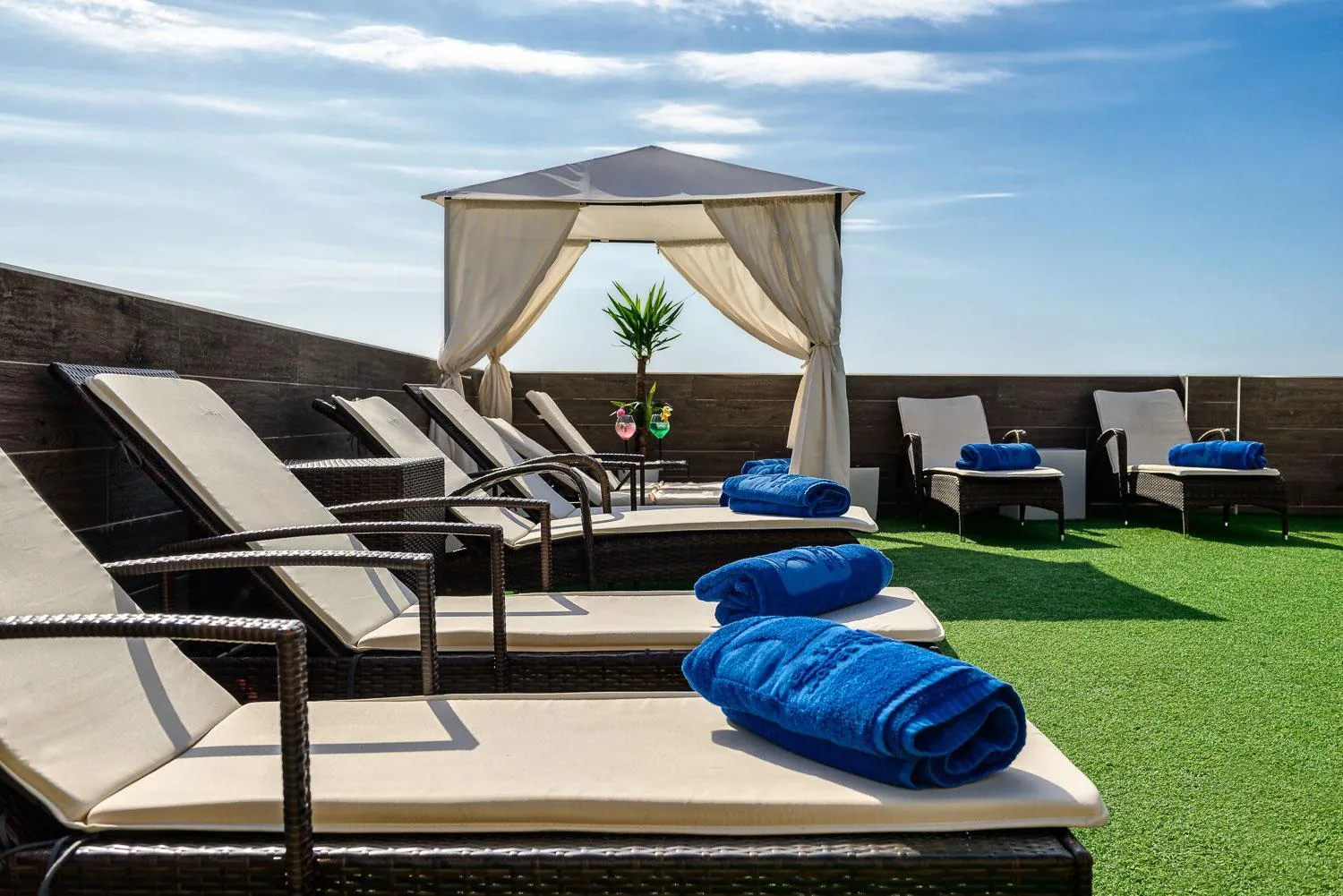 Solarium in Moon Dreams Torremolinos - Adults Recommended