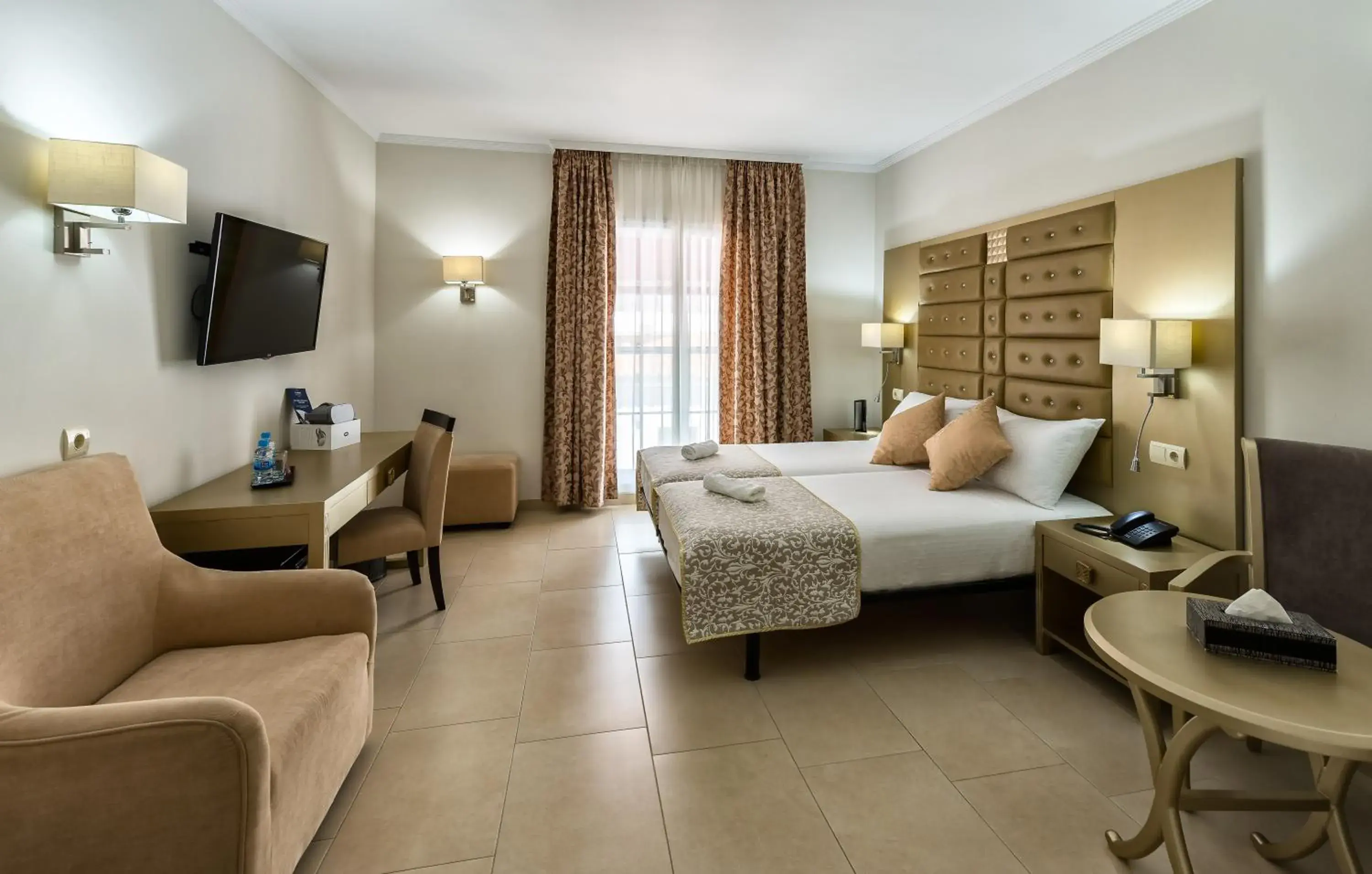 Photo of the whole room, Bed in Moon Dreams Torremolinos - Adults Recommended Photo of the whole room, Bed in Moon Dreams Torremolinos - Adults Recommended