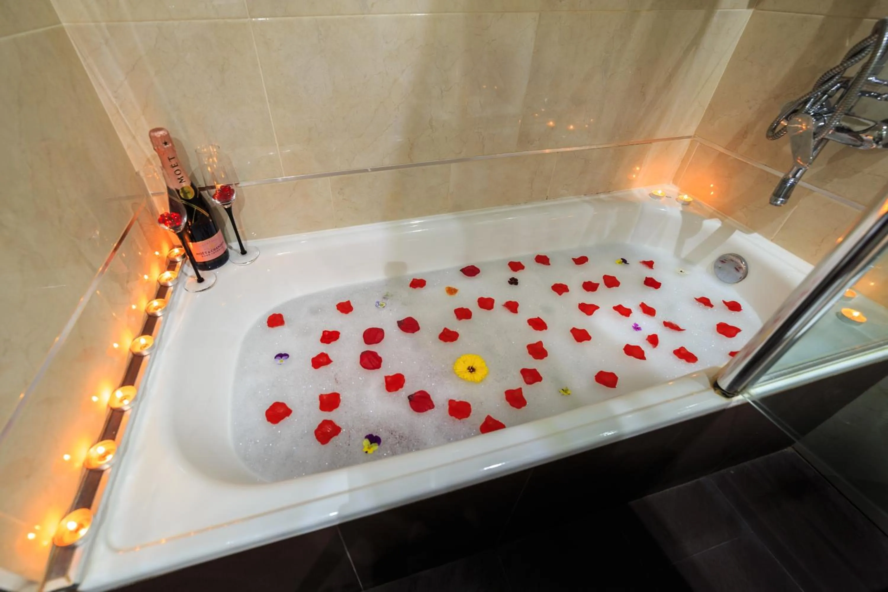 Decorative detail in Moon Dreams Torremolinos - Adults Recommended