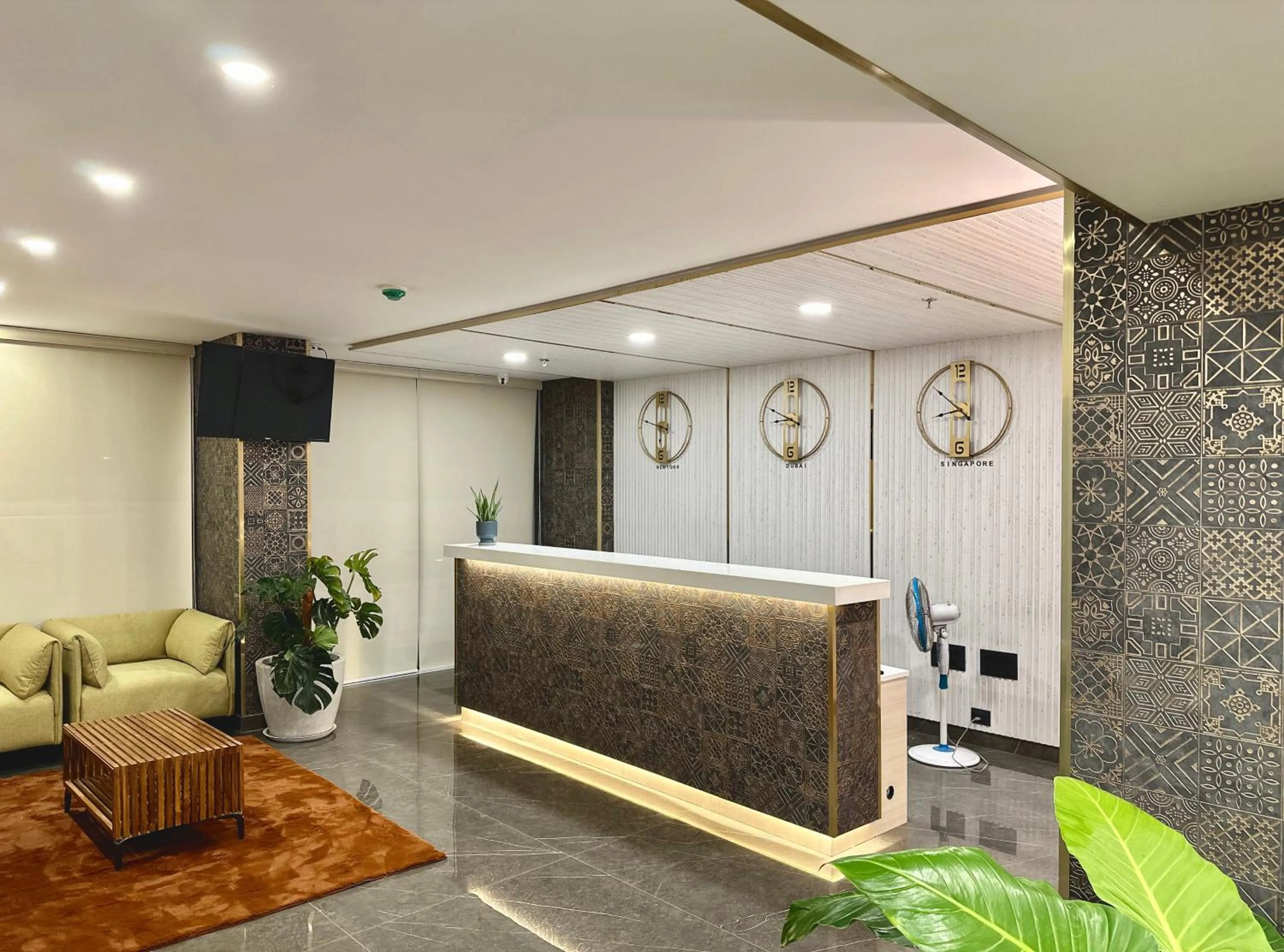 Lobby or reception in The Habitat Suites-Walkable distance to Guruvayoor temple