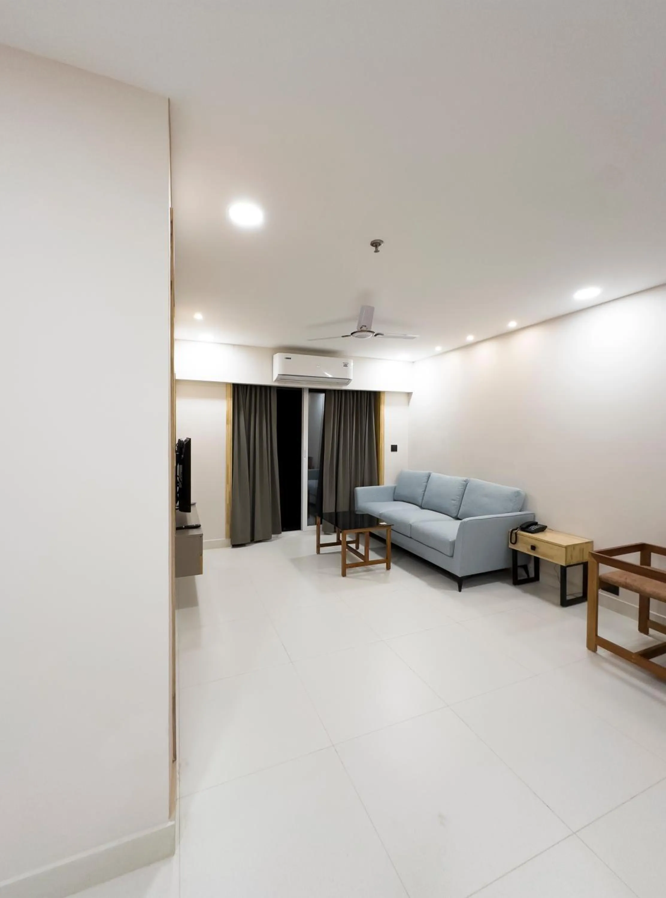 Photo of the whole room, Bed in The Habitat Suites-Walkable distance to Guruvayoor temple