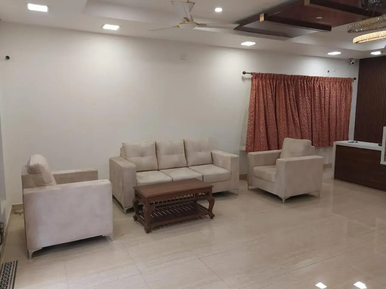 Property building in Azhagappa Residency Property building in Azhagappa Residency