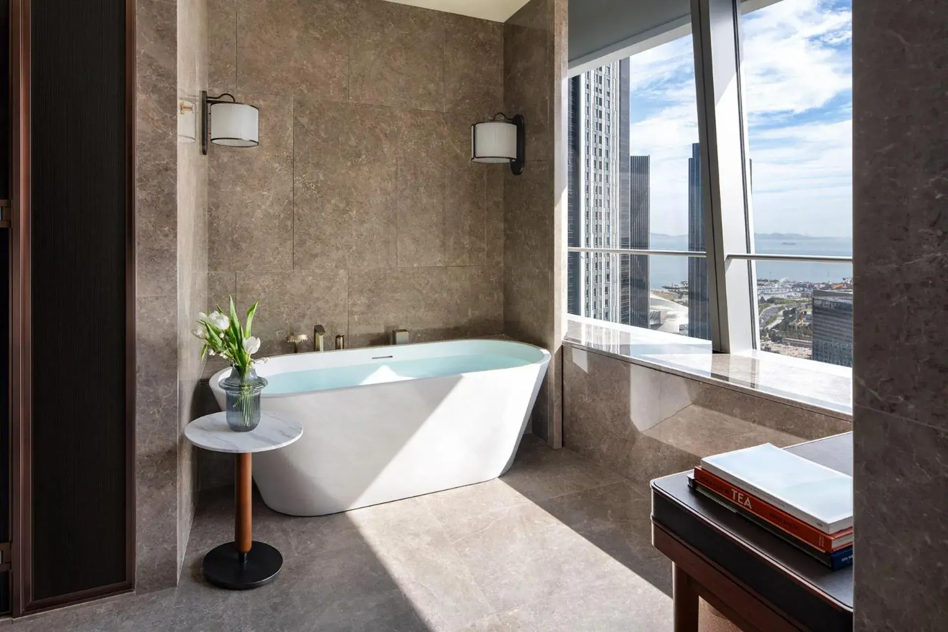 Four Seasons Hotel Dalian Four Seasons Hotel Dalian