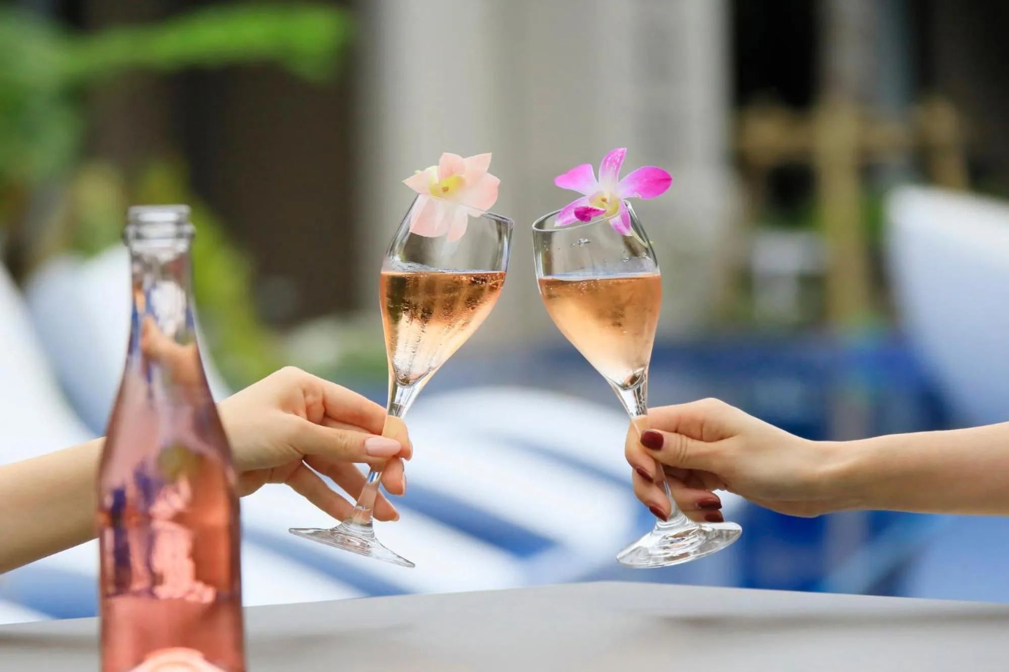 Food and drinks in VIVOVIVA石垣島