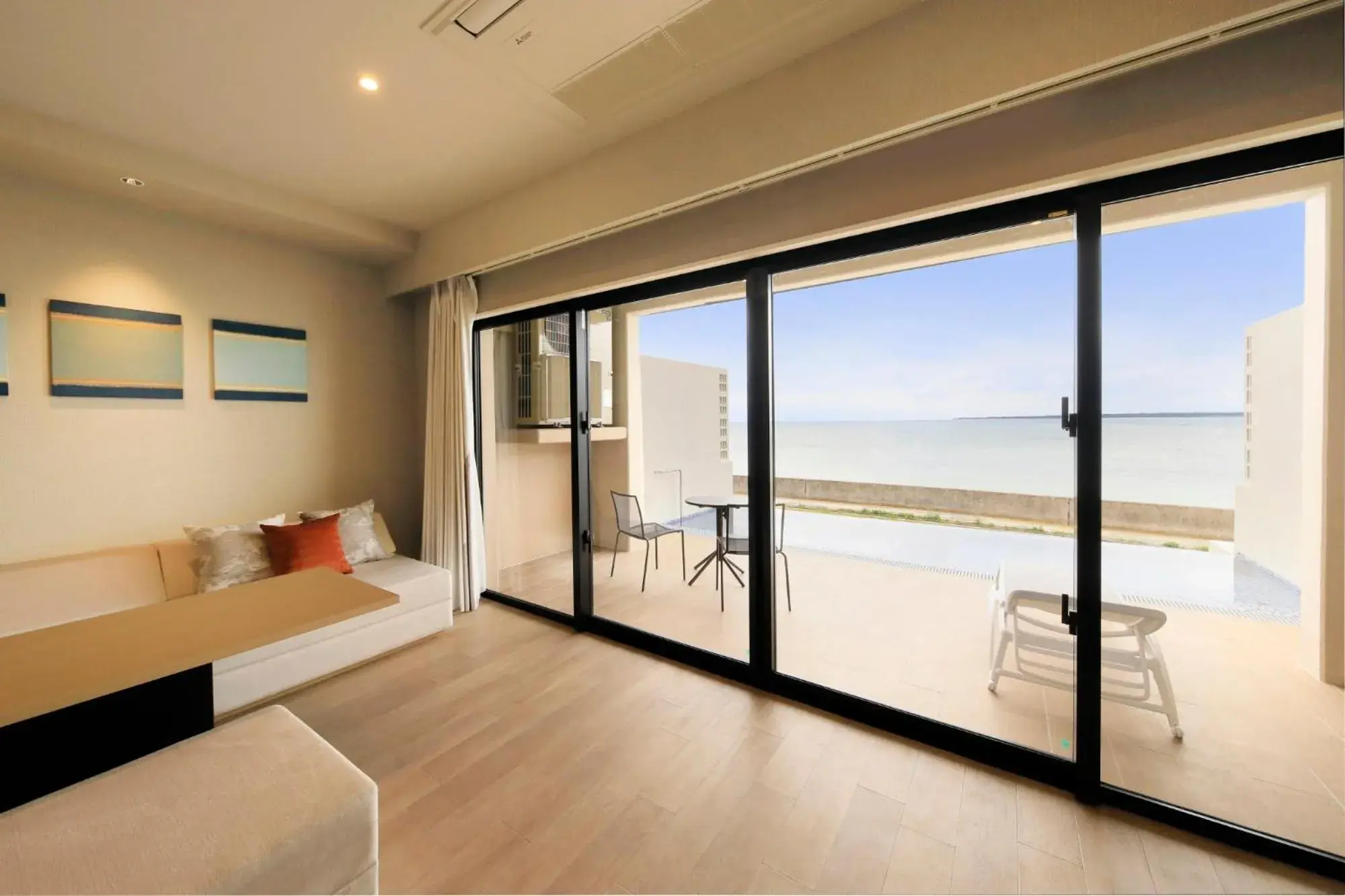 Balcony/Terrace, Bed in VIVOVIVA石垣島 Balcony/Terrace, Bed in VIVOVIVA石垣島