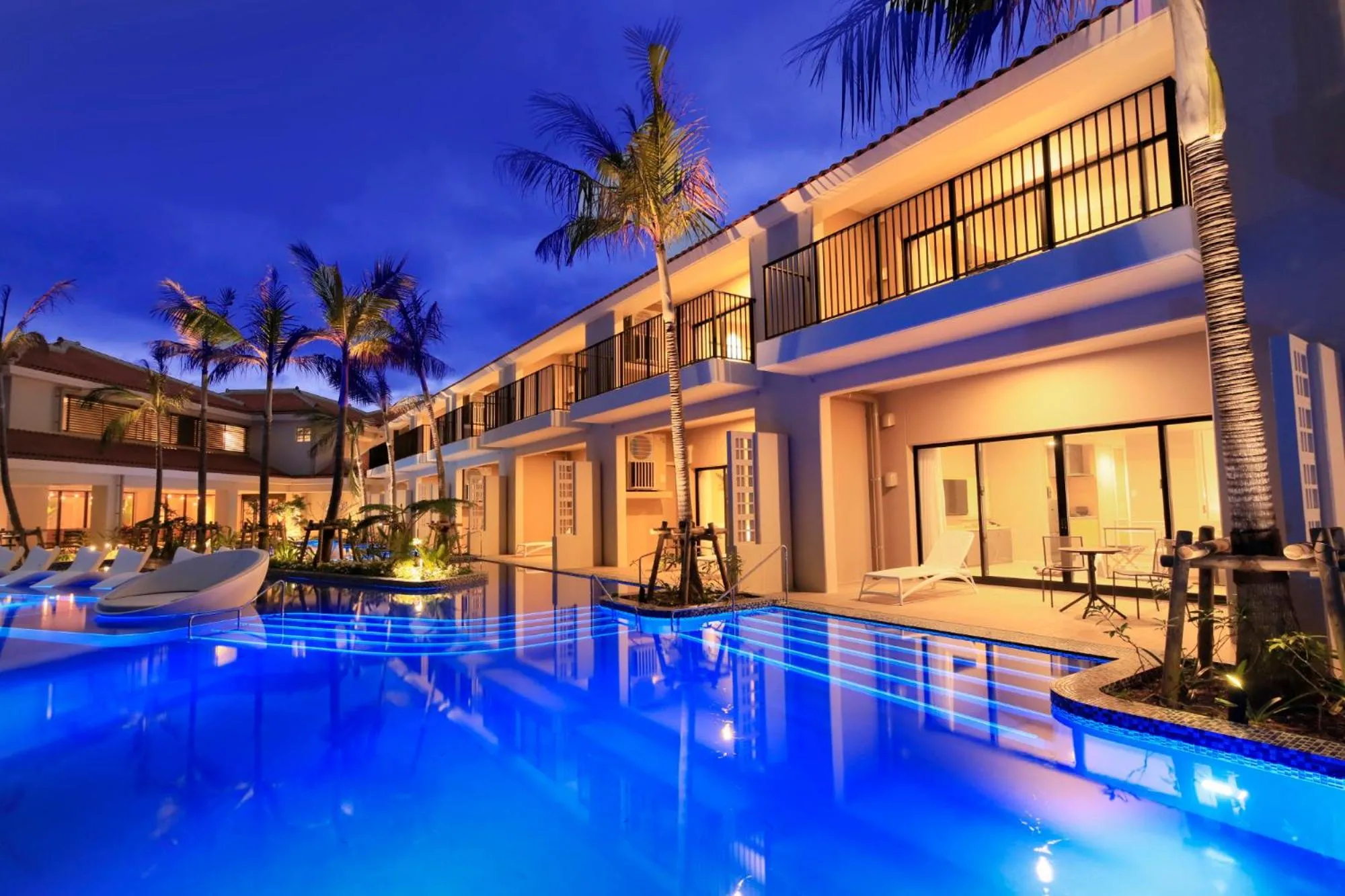 Swimming pool in VIVOVIVA石垣島