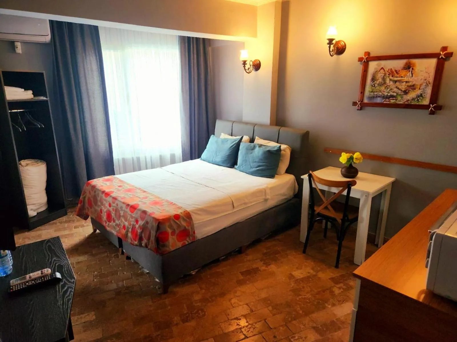 Bed in City Park Suites City Center Corlu