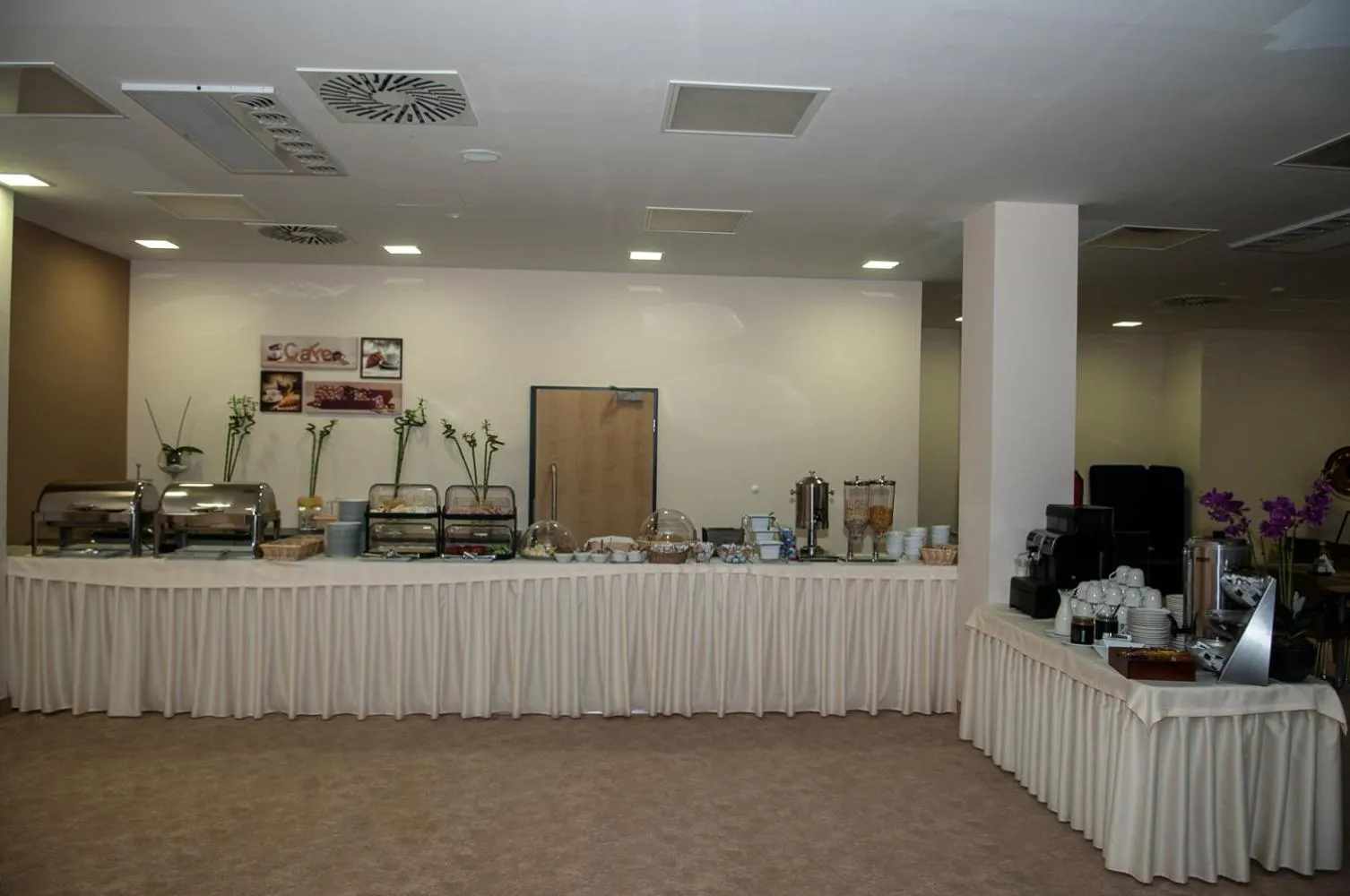 Food in Hotel Meeting