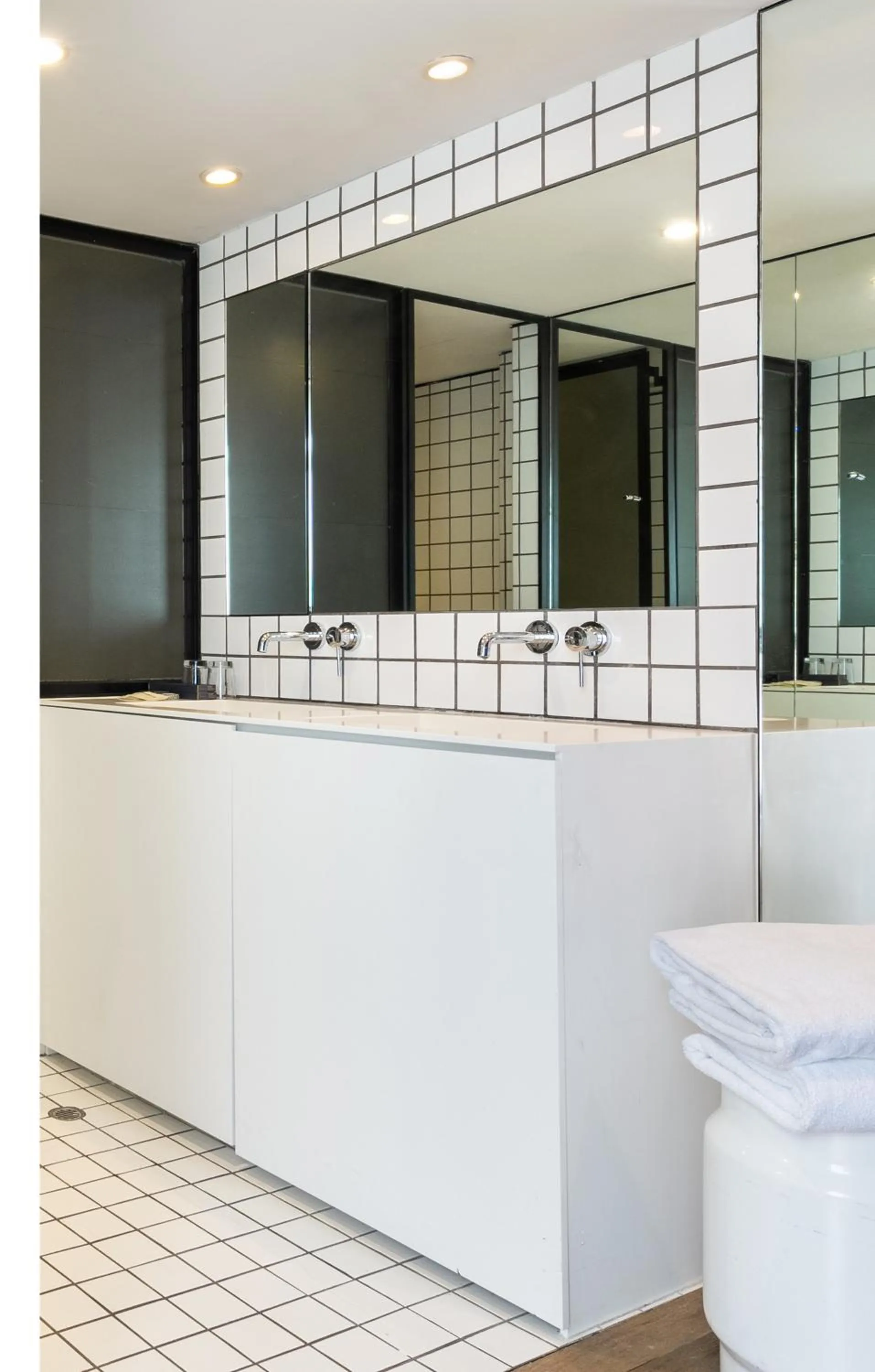 Bathroom in Residence G Hong Kong - by Hotel G