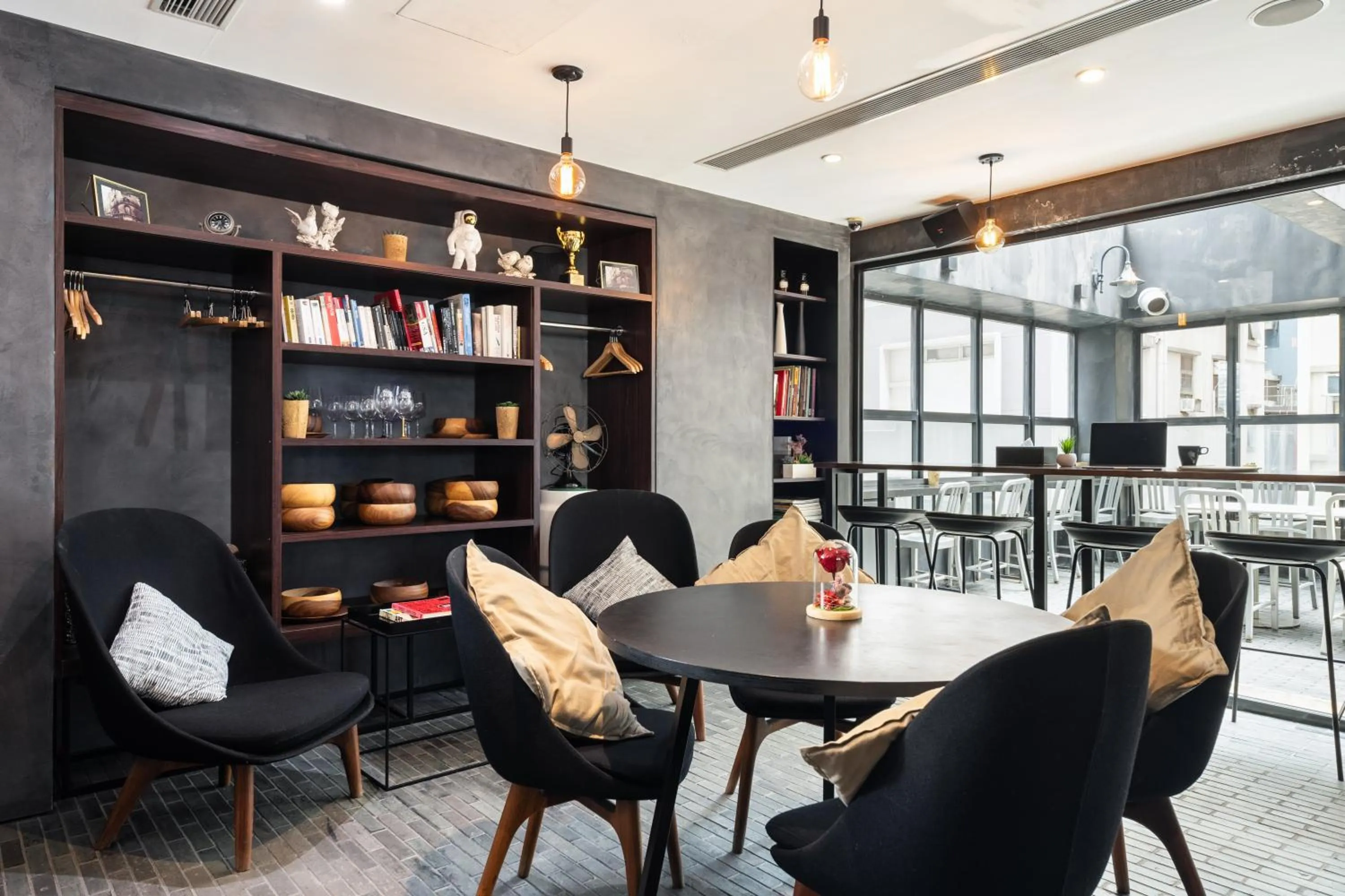 Living room in Residence G Hong Kong - by Hotel G