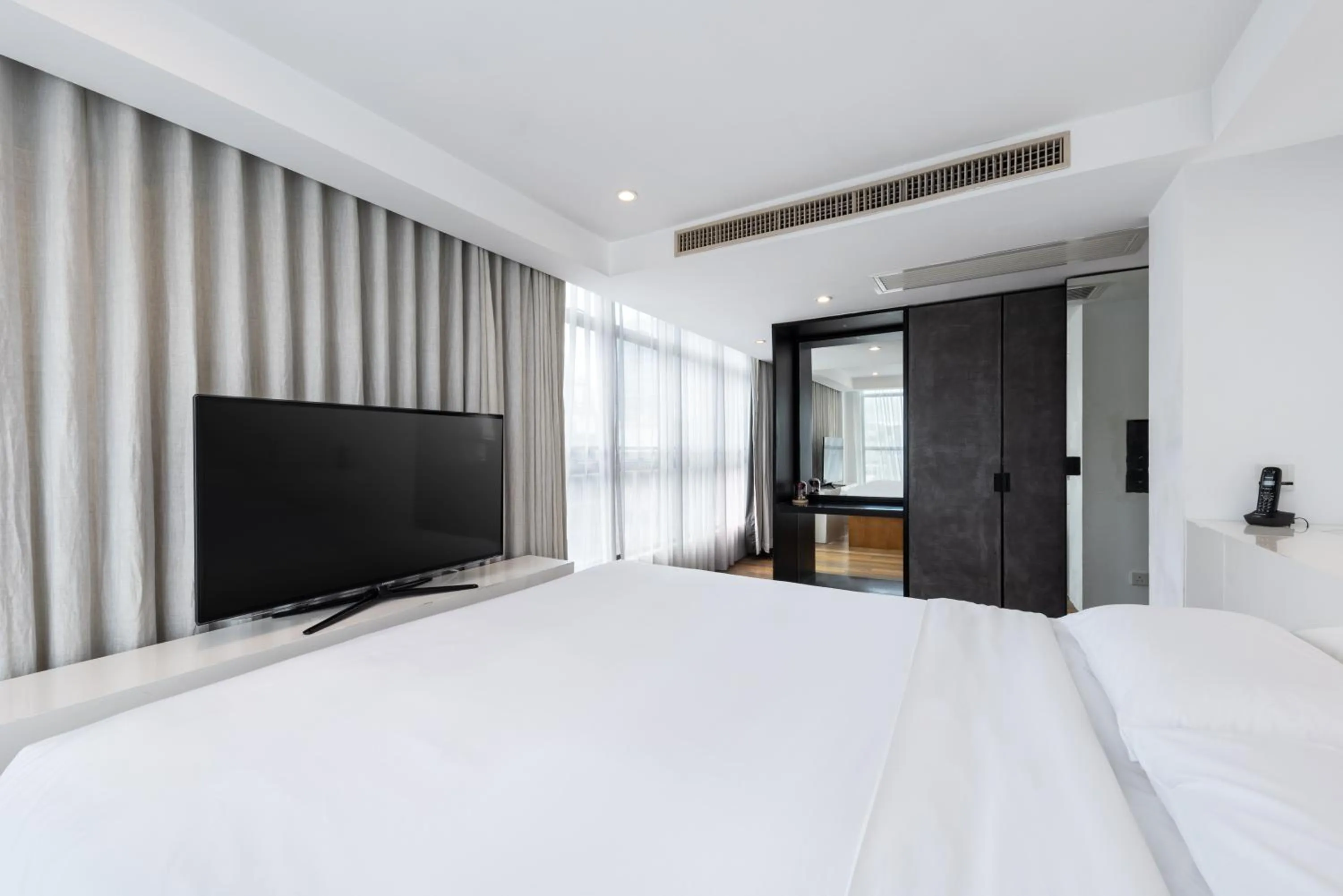 Bed in Residence G Hong Kong - by Hotel G