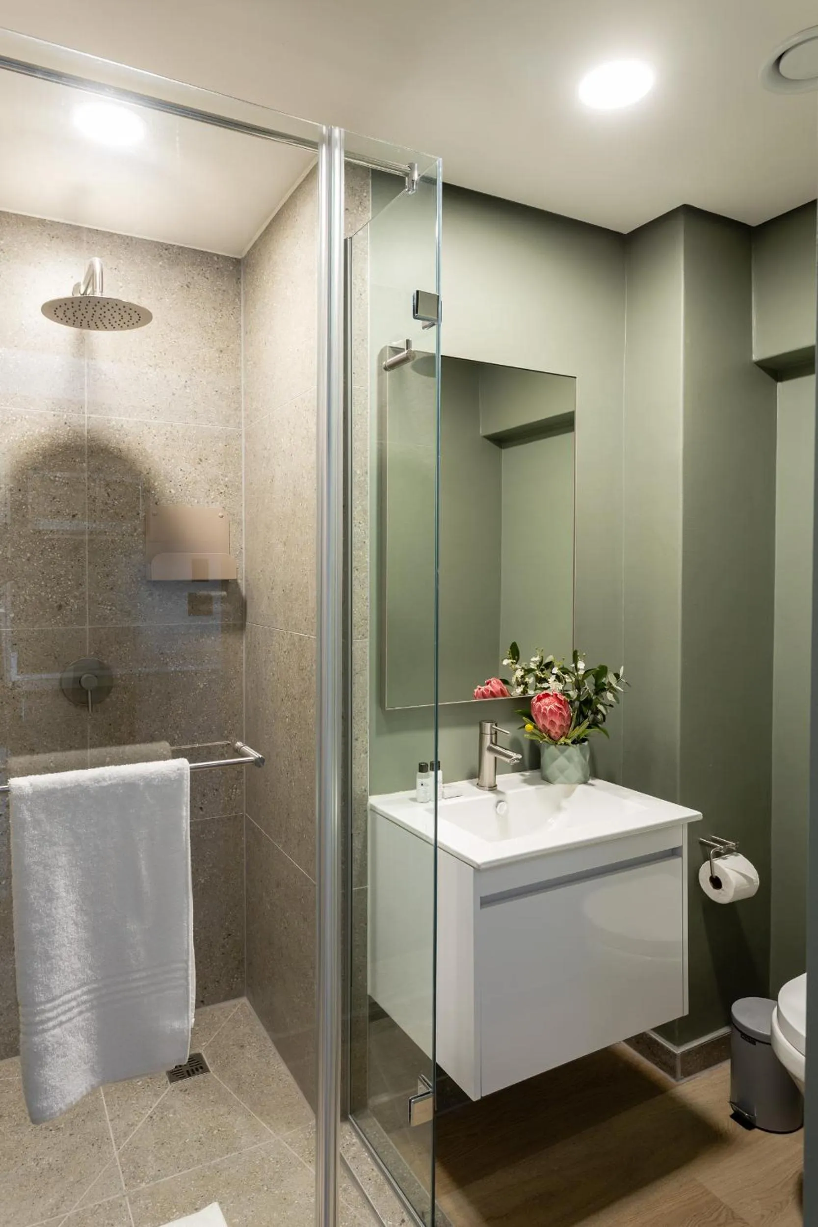 Shower in Habitat Aparthotel by Totalstay