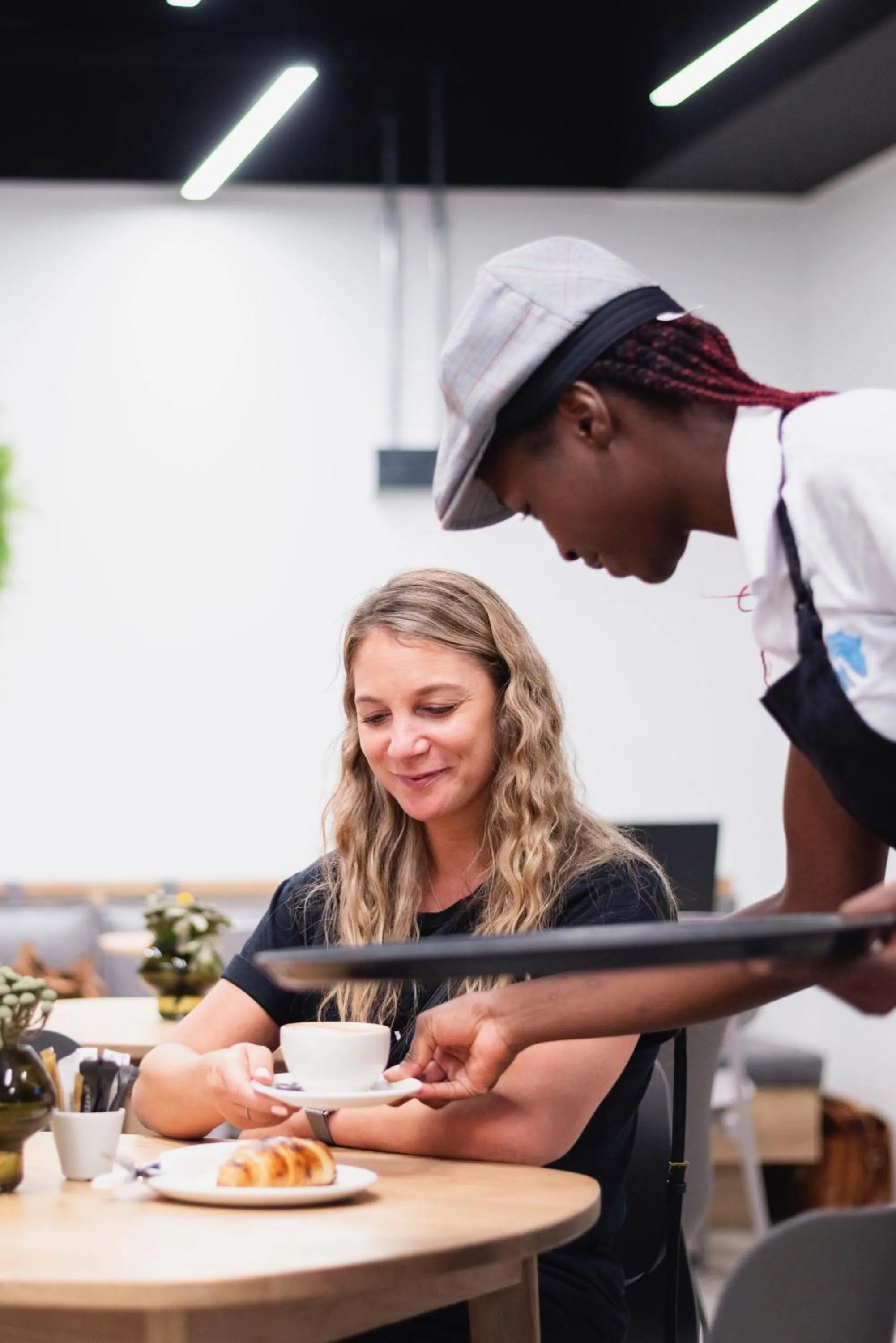 Food and drinks in Habitat Aparthotel by Totalstay