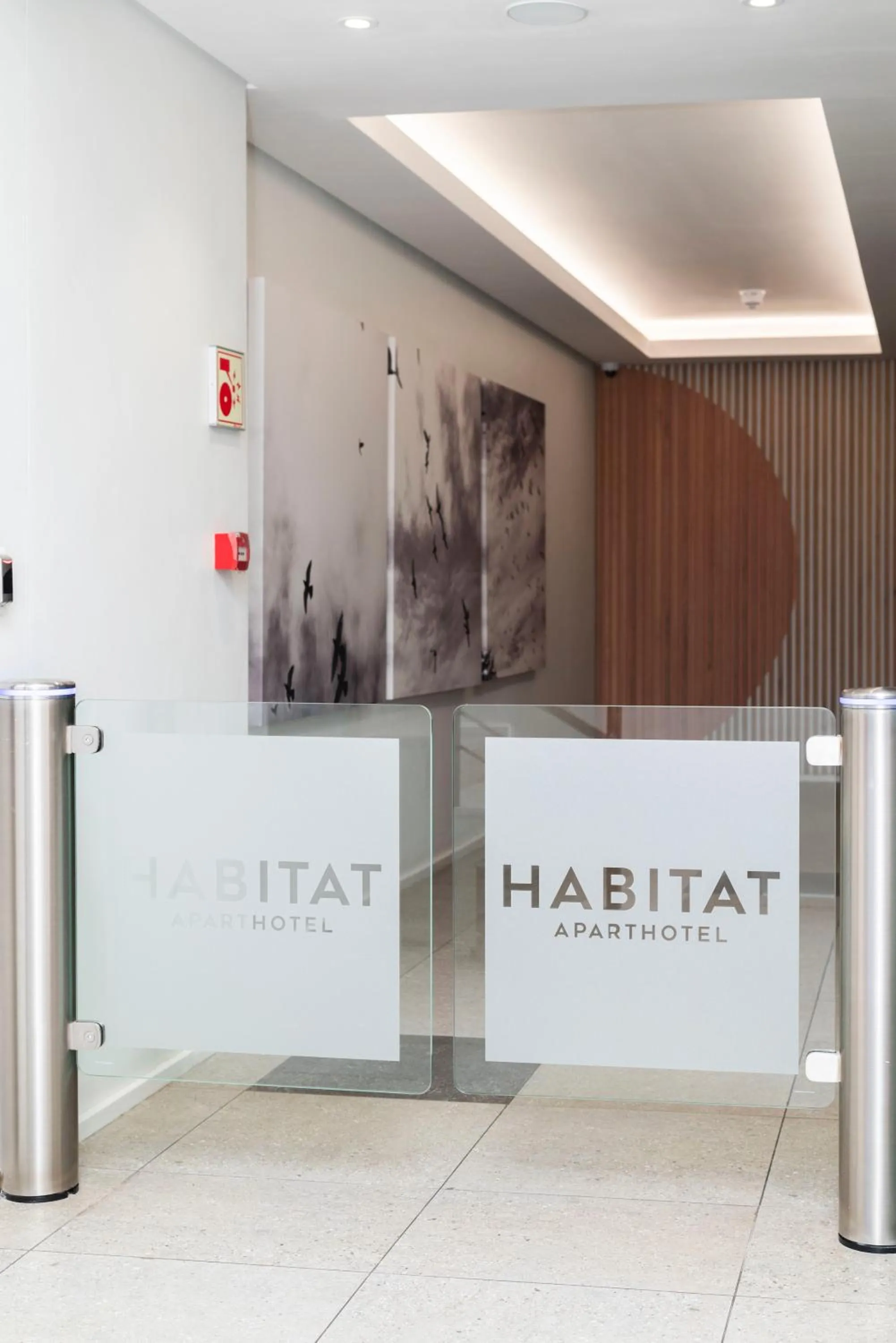 Lobby or reception in Habitat Aparthotel by Totalstay