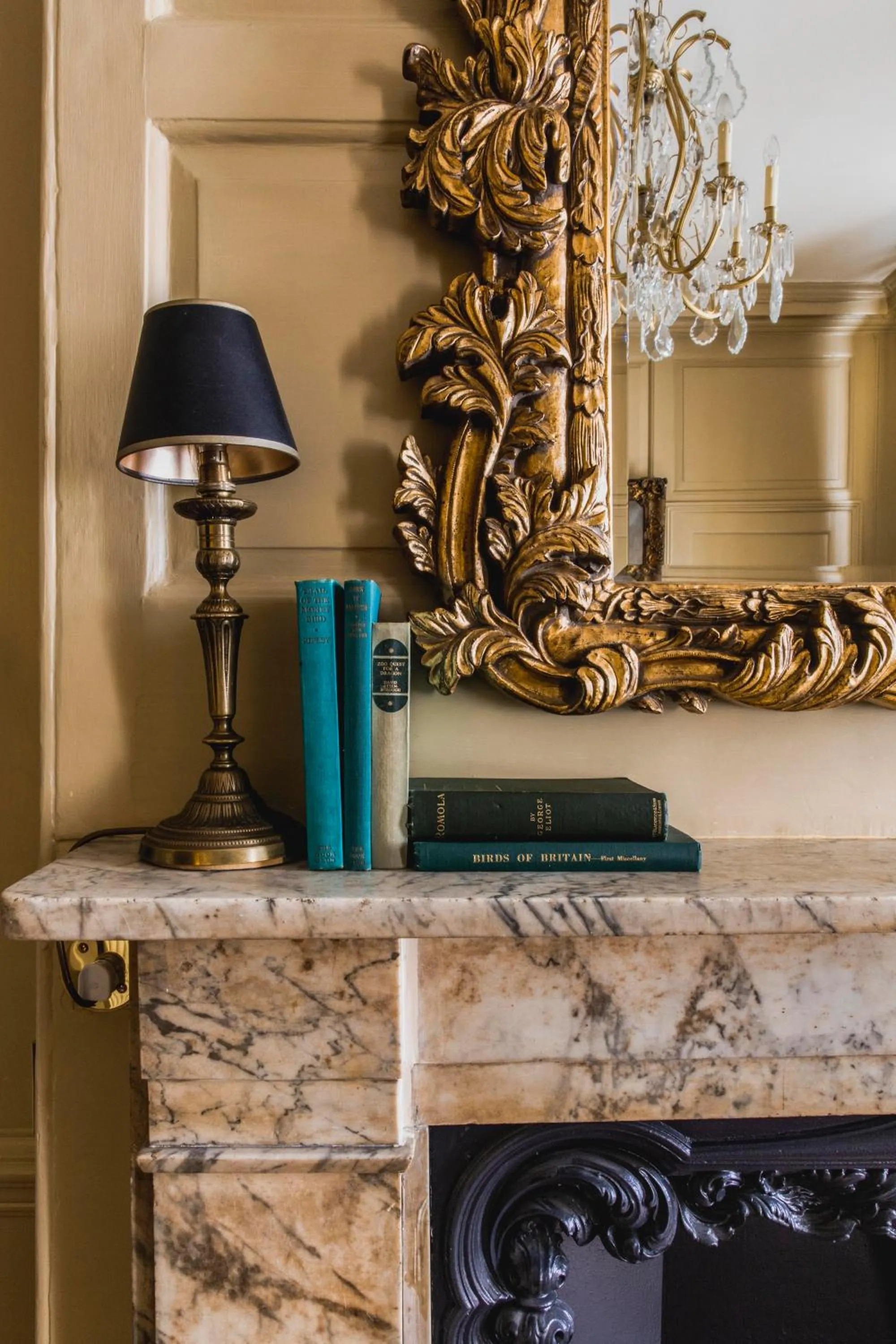 Living room in Hazlitt's