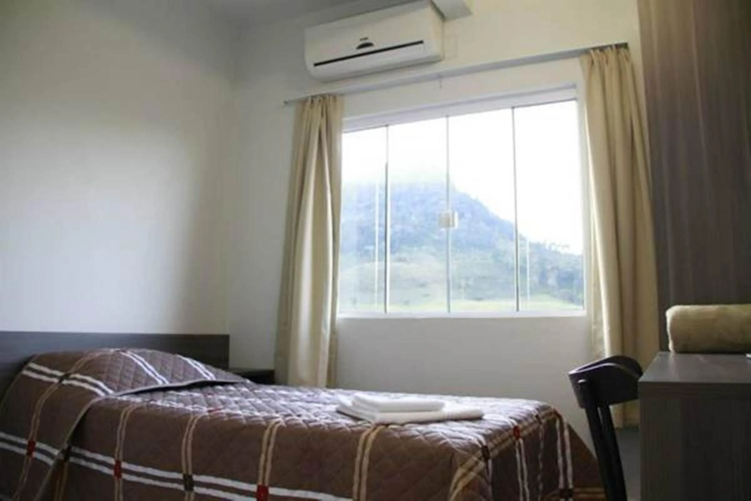 Bed in Hotel Bergozza