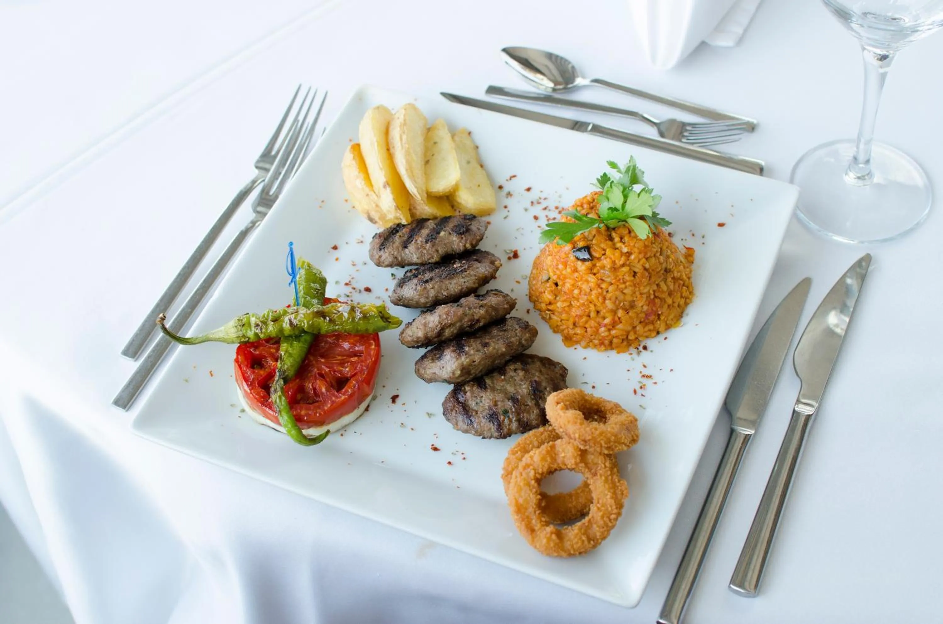 Food and drinks in Lavin Hotel & Spa