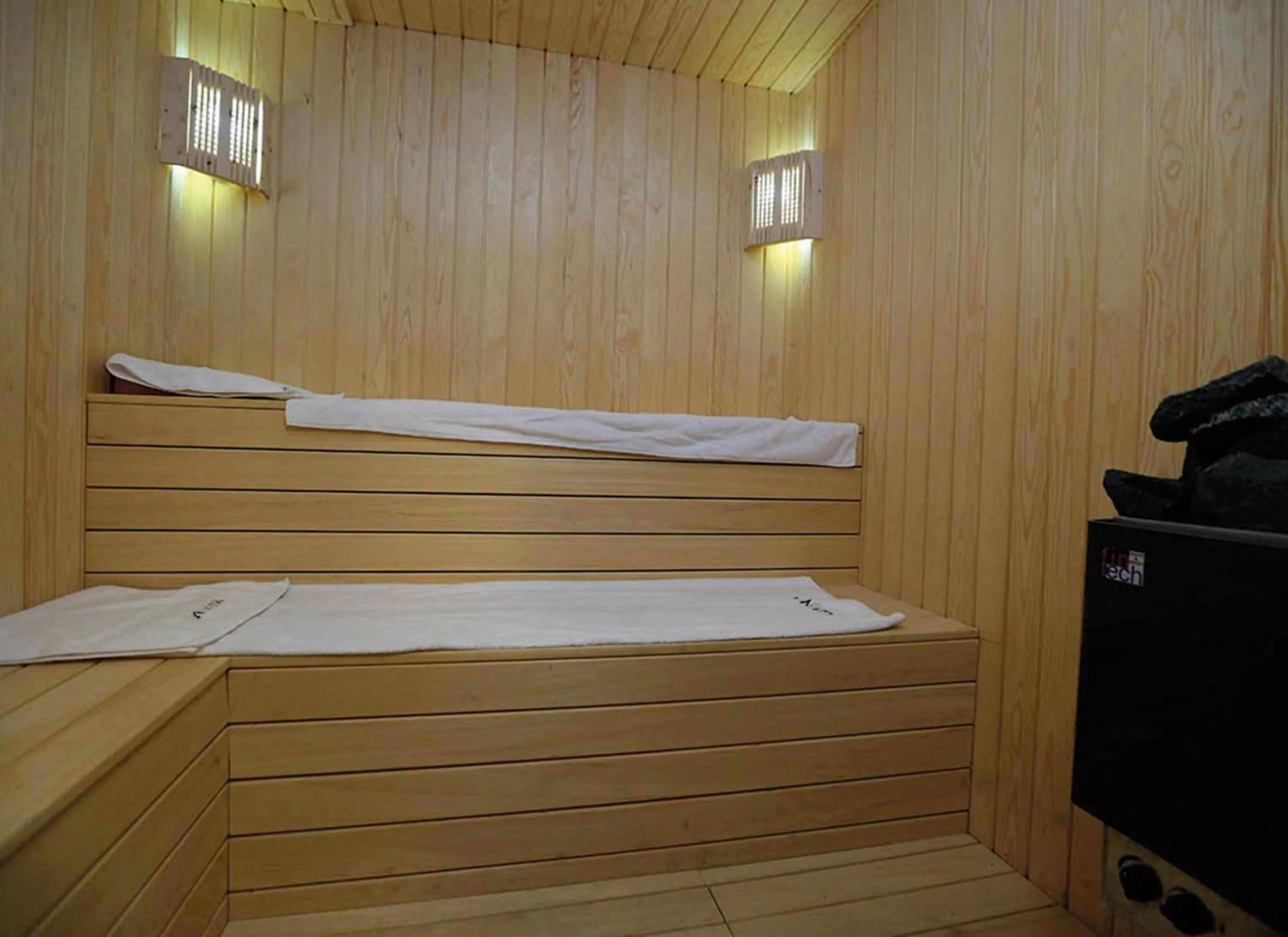 Spa and wellness centre/facilities in Lavin Hotel & Spa