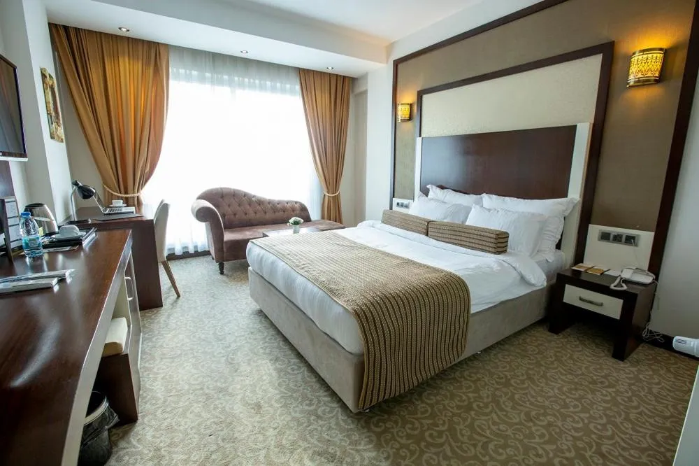 Bed in Lavin Hotel & Spa