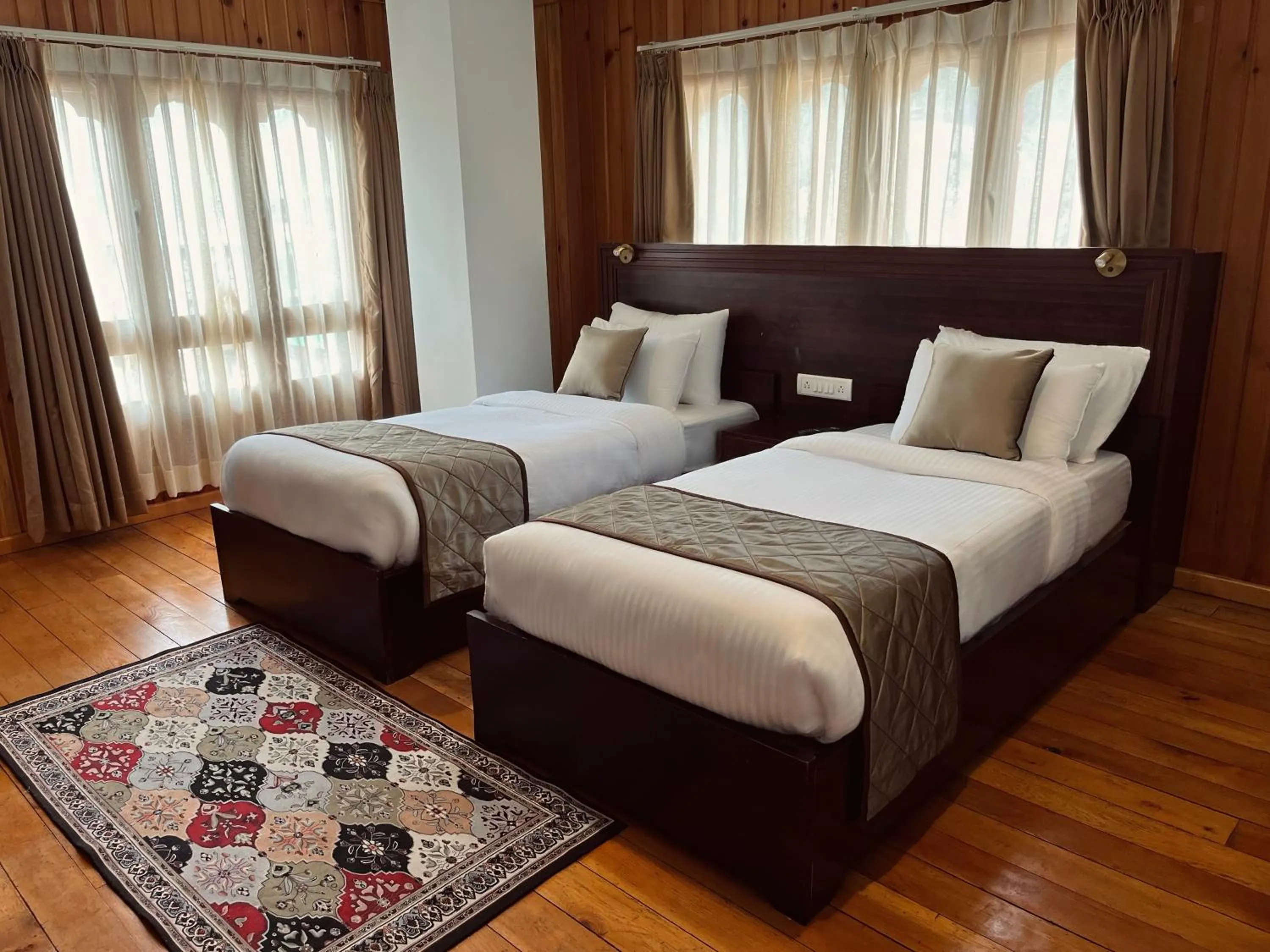 Photo of the whole room, Bed in Norbu Healing Hotel